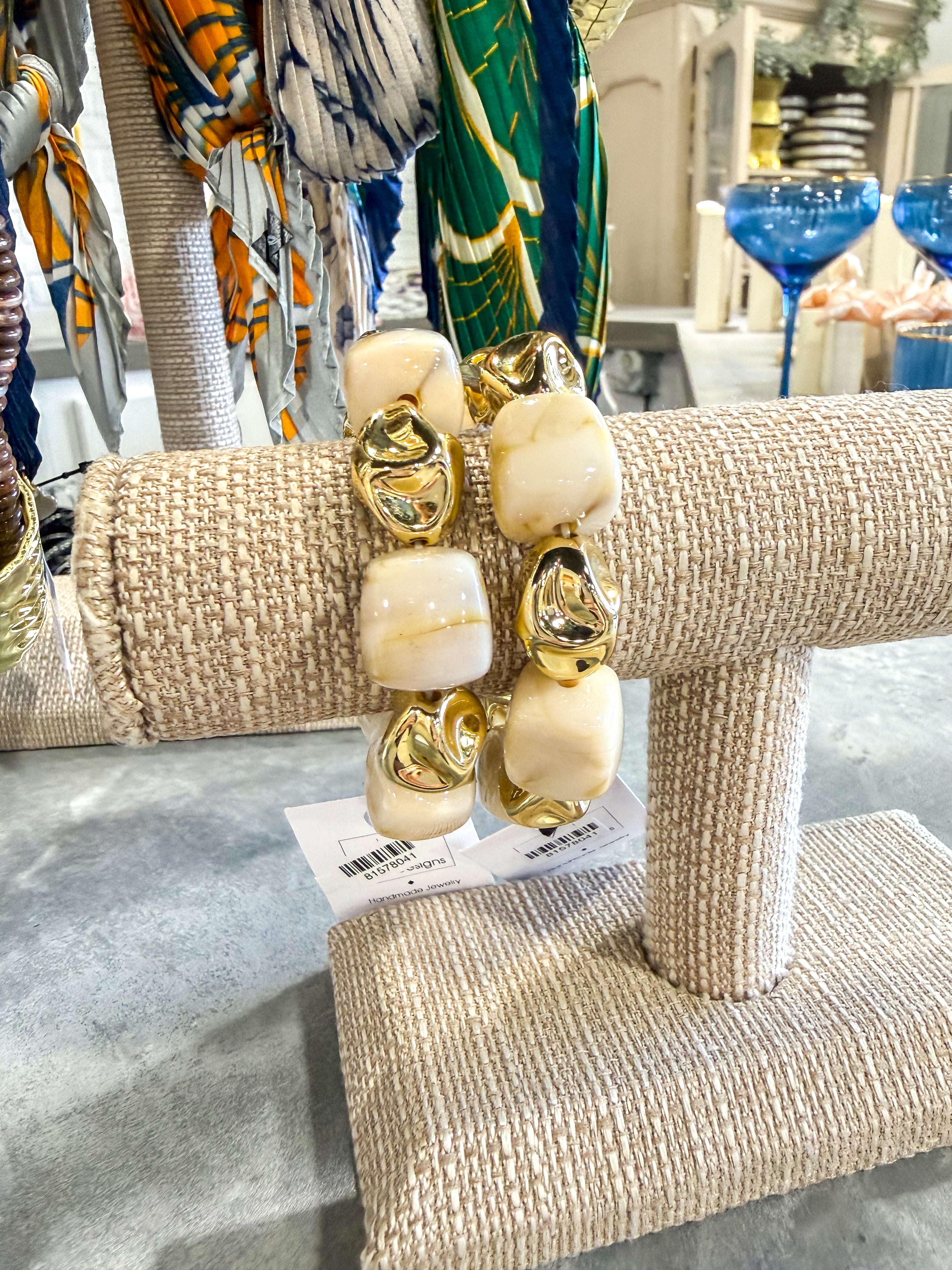 Cream & Gold Stone Bracelet