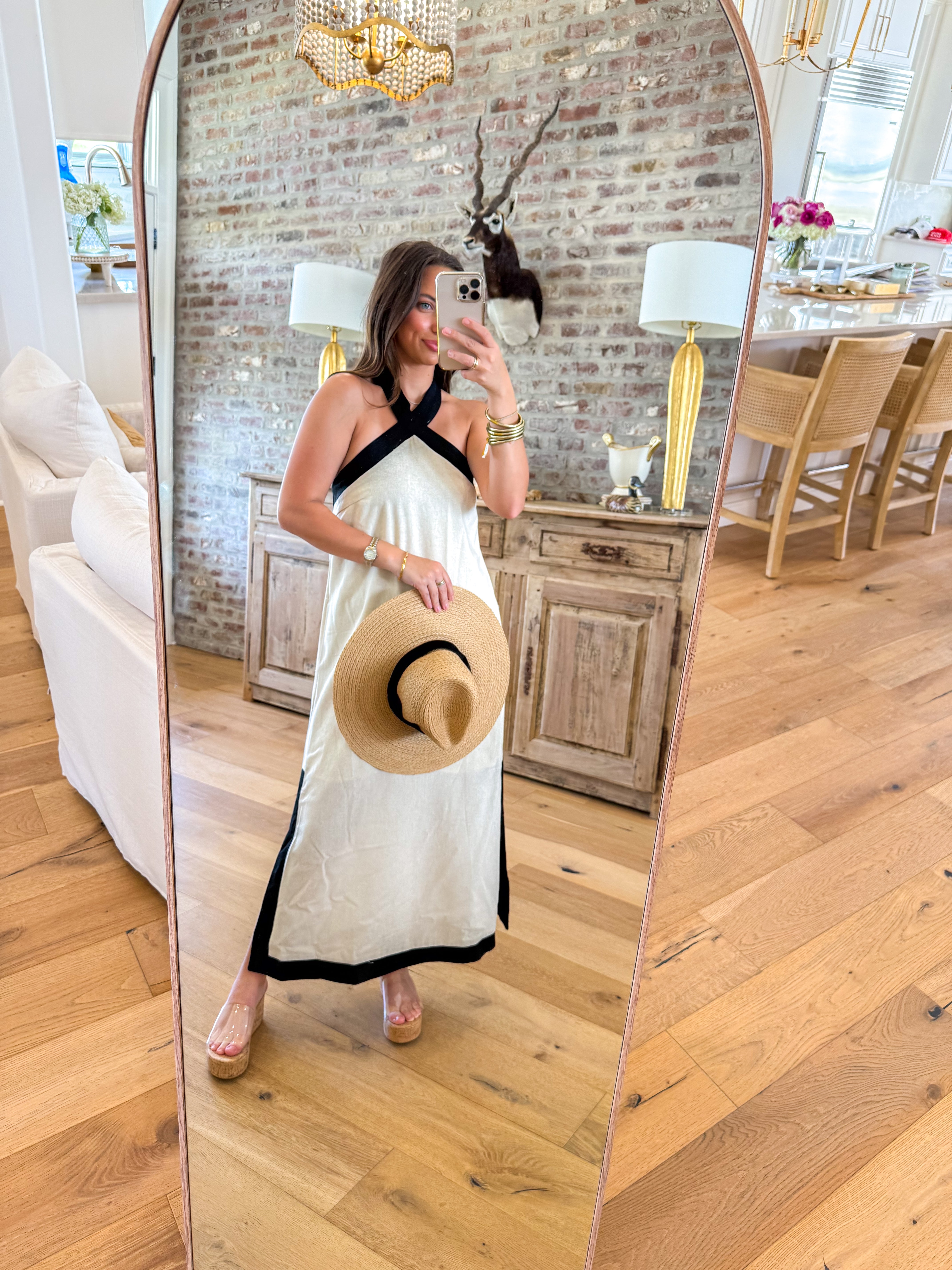 Sunshine & Shadow Halter Midi Taupe