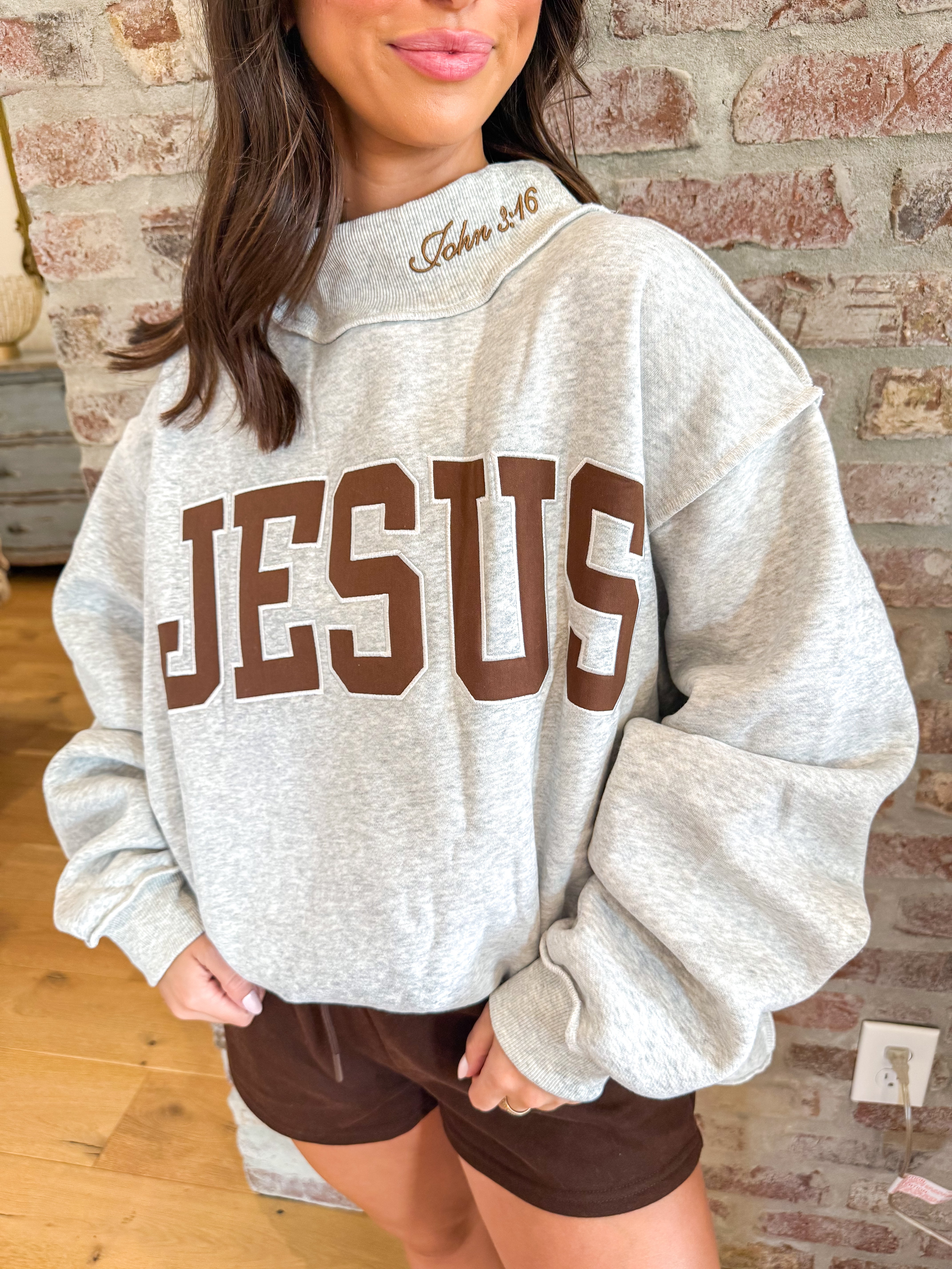 Jesus John 3:16 Sweatshirt
