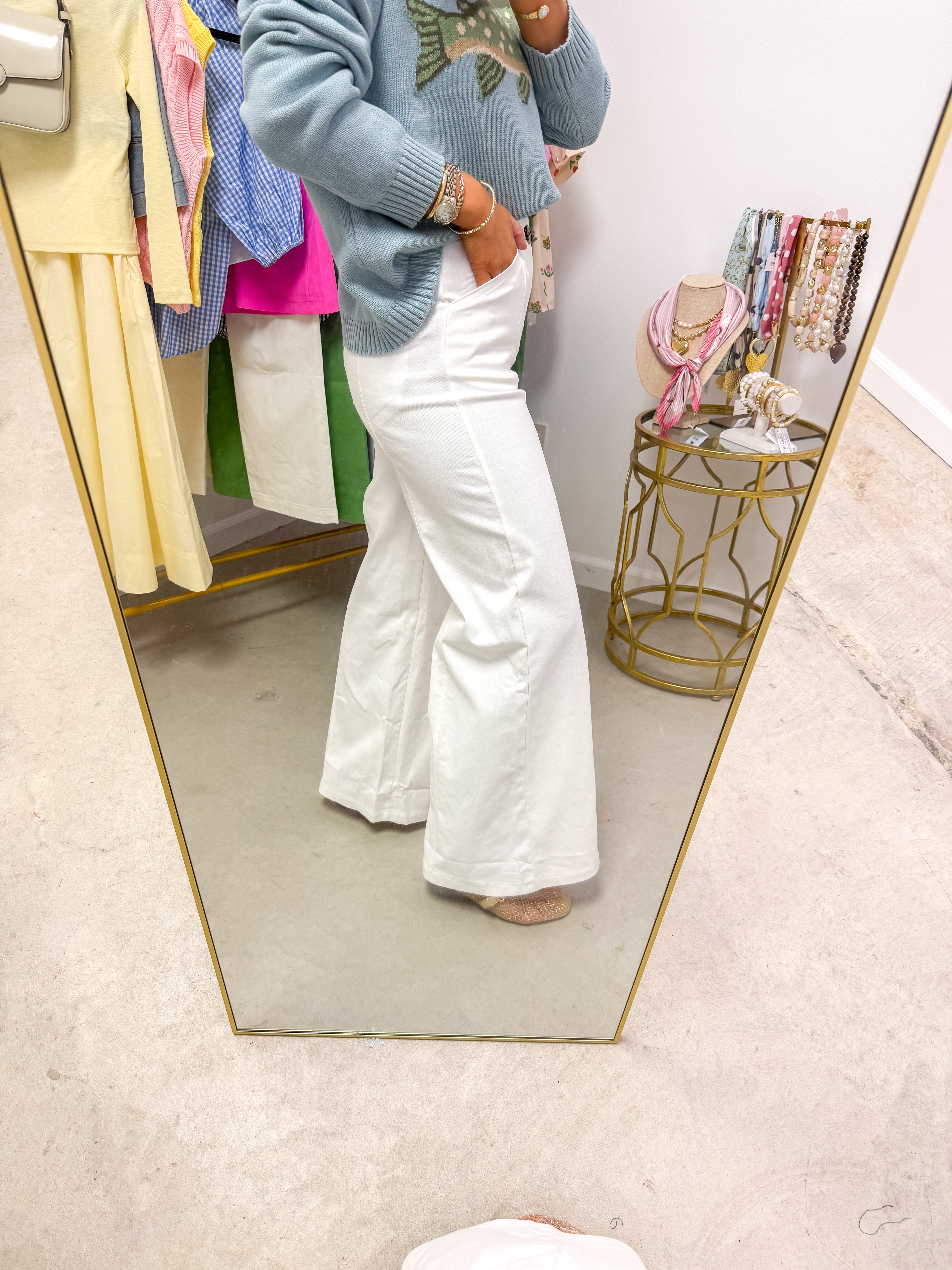 True White HR Wide-Leg Pants