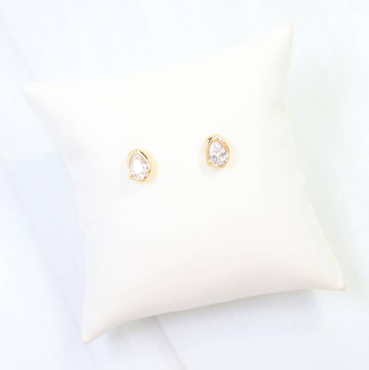Mackenzie Tear Drop Cz Stud Earring Wr Gold