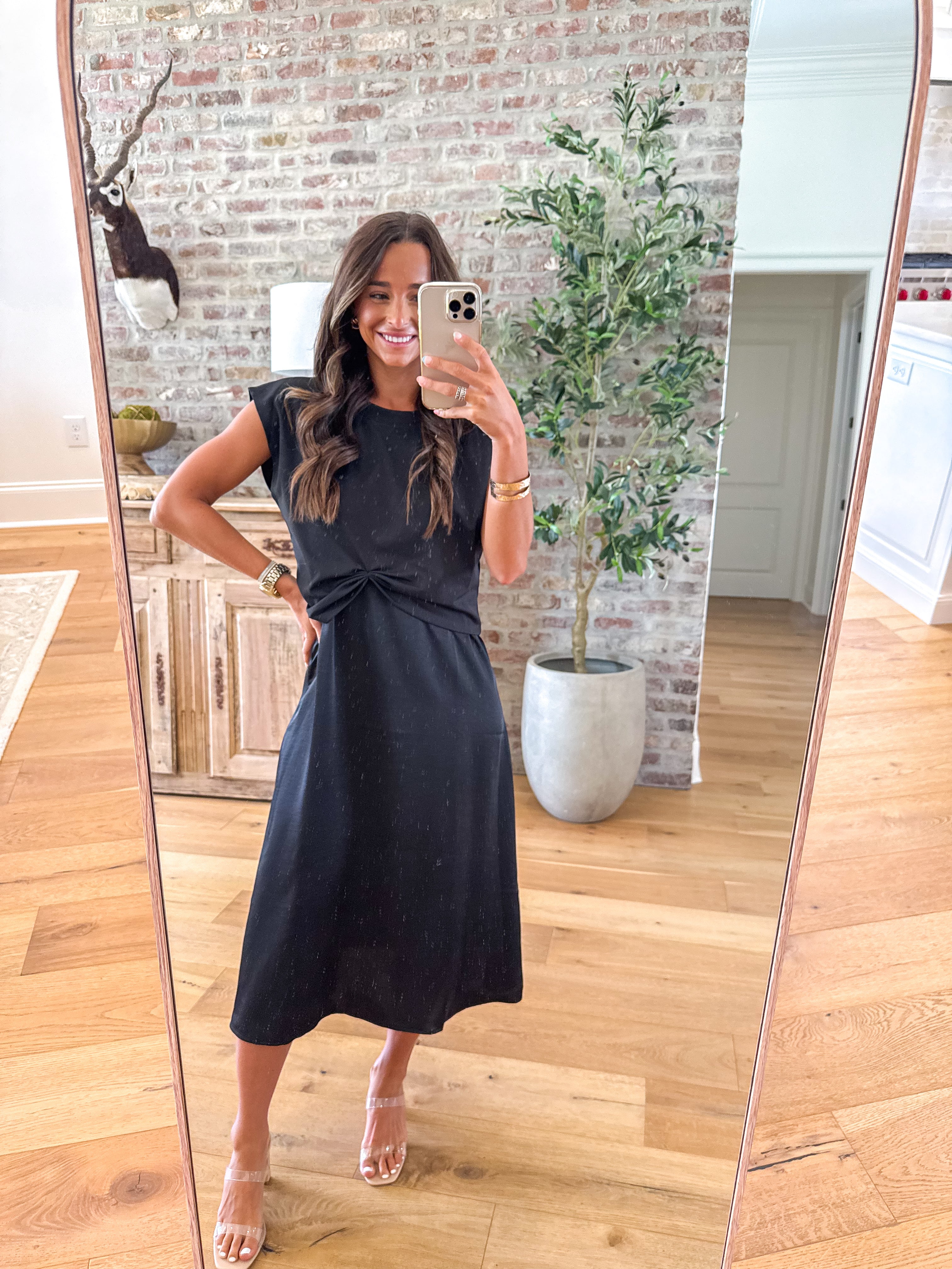 Twist & Turn Two-Piece Set Black