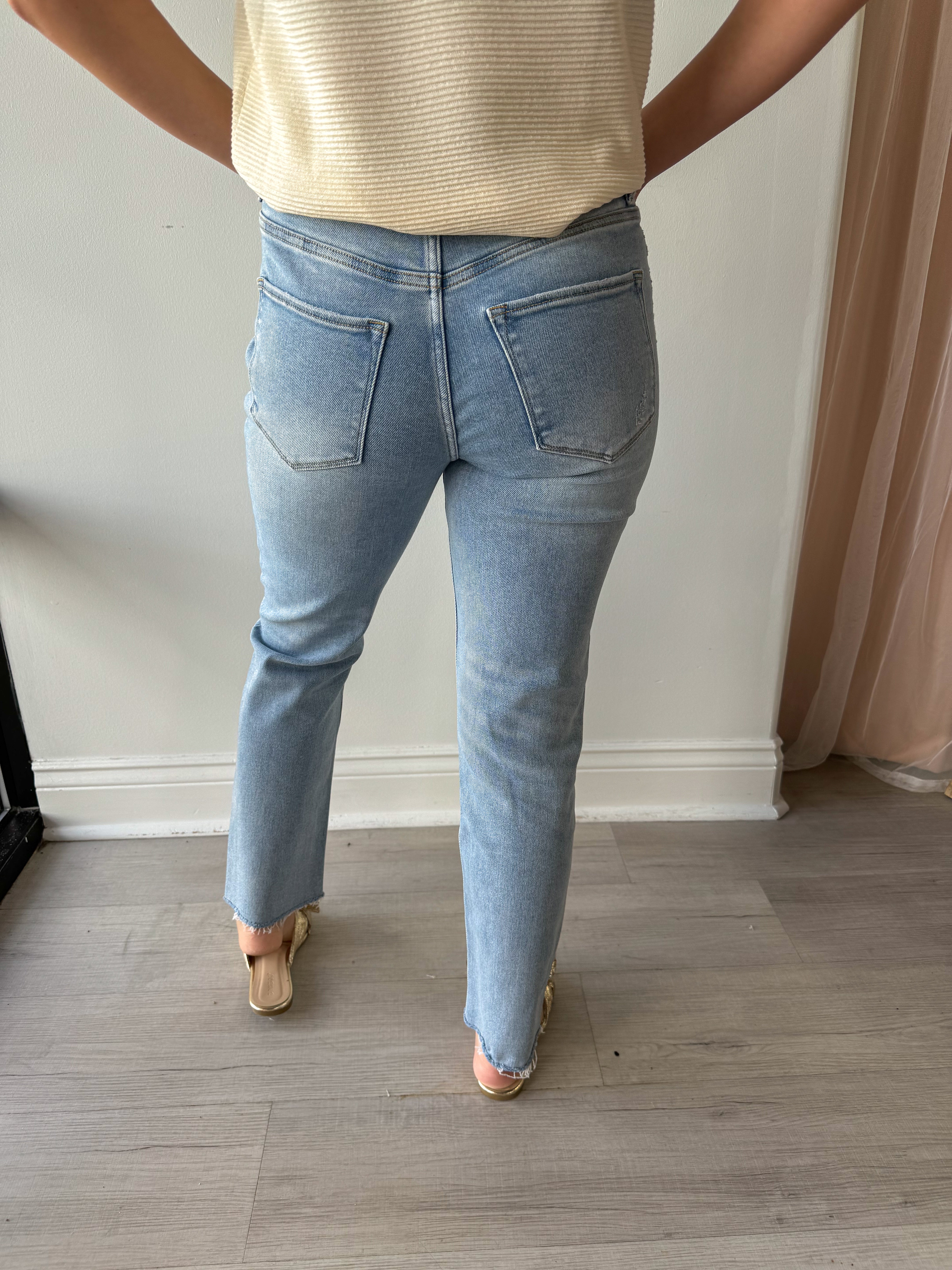 Jodi Super HR Cropped Straight Jeans Audrey