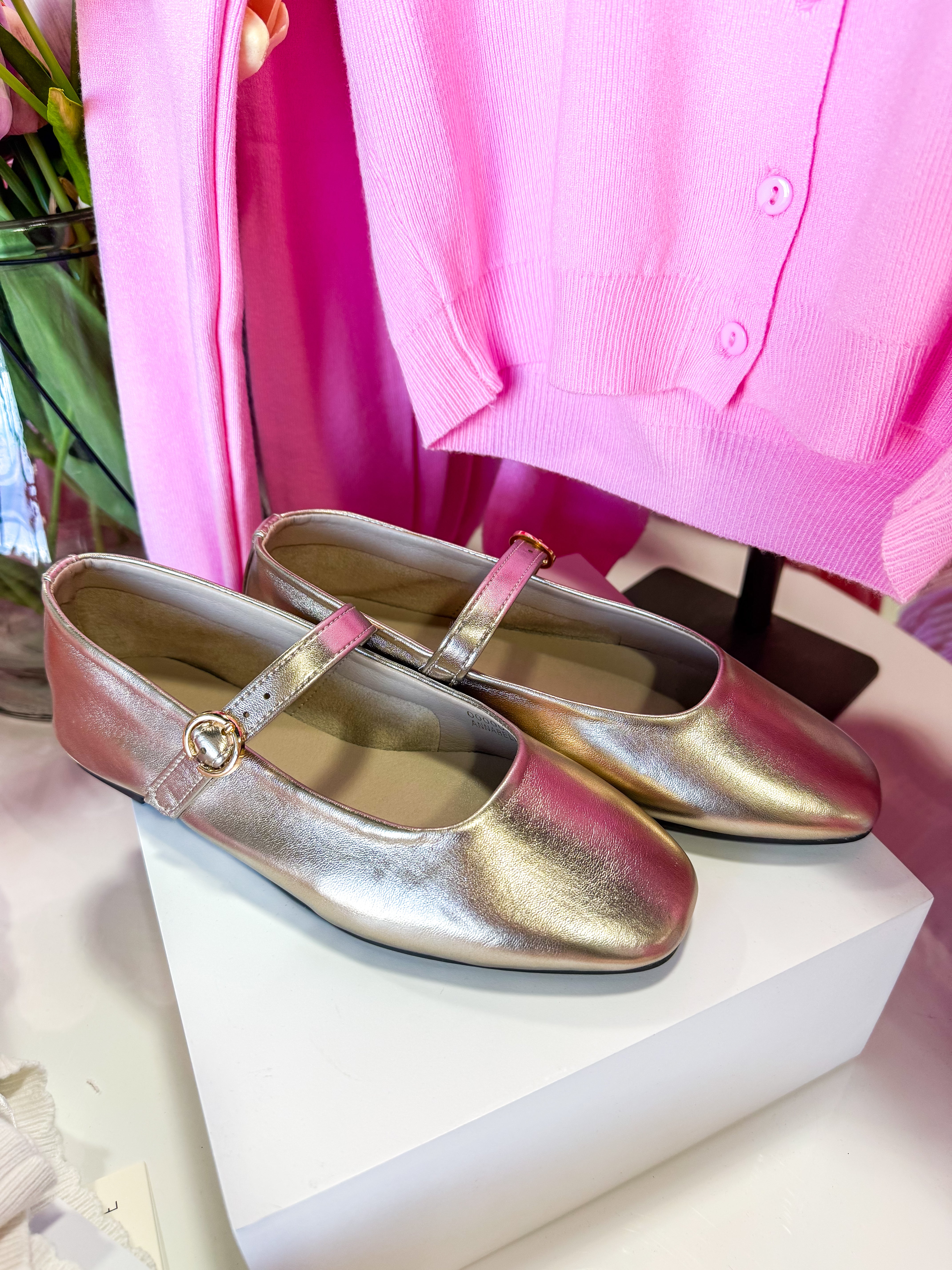 Annabelle Gold Flats