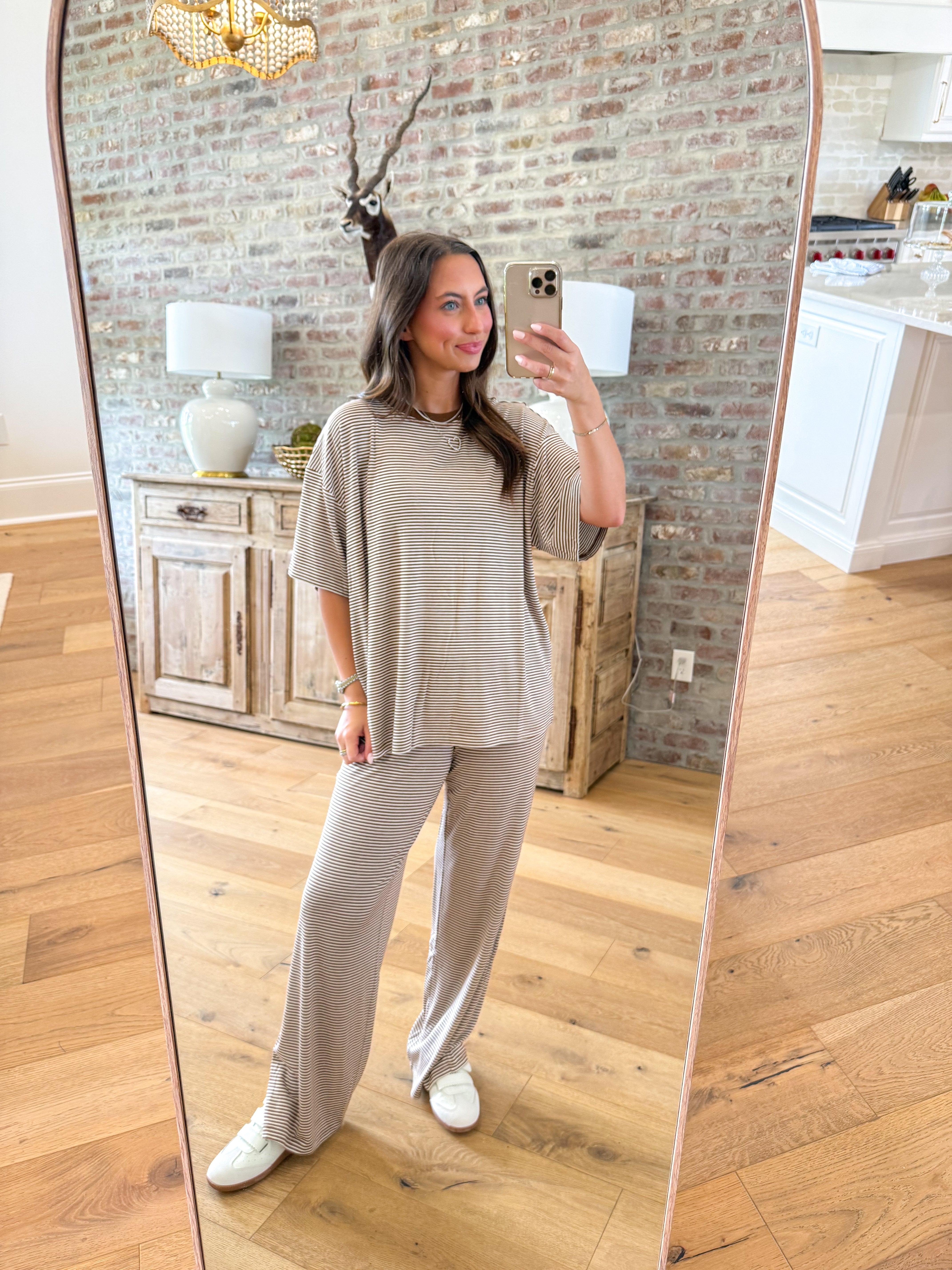 Cream & Brown Everyday Set