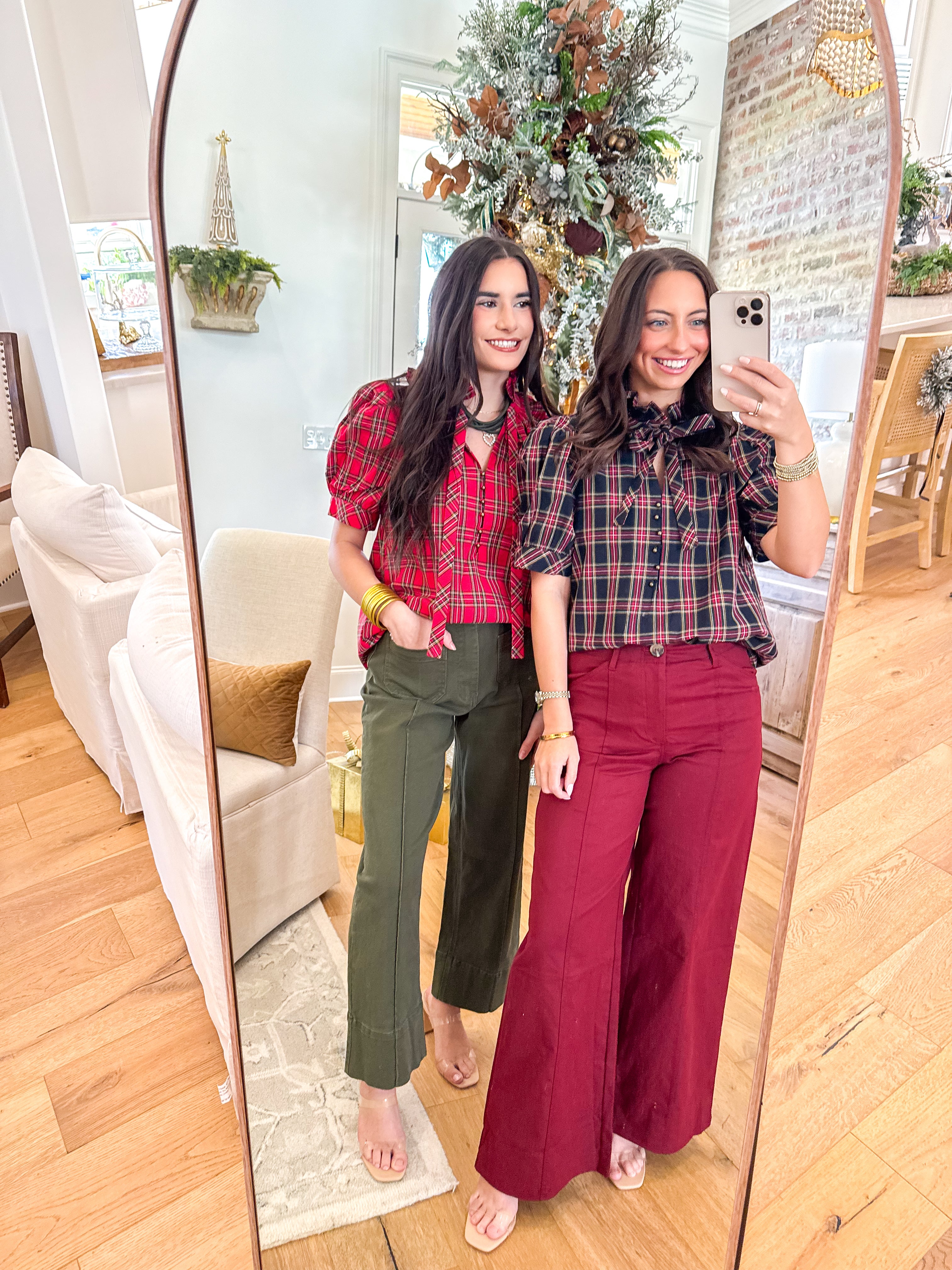 The High-Rise Wide Leg Trouser Burgundy