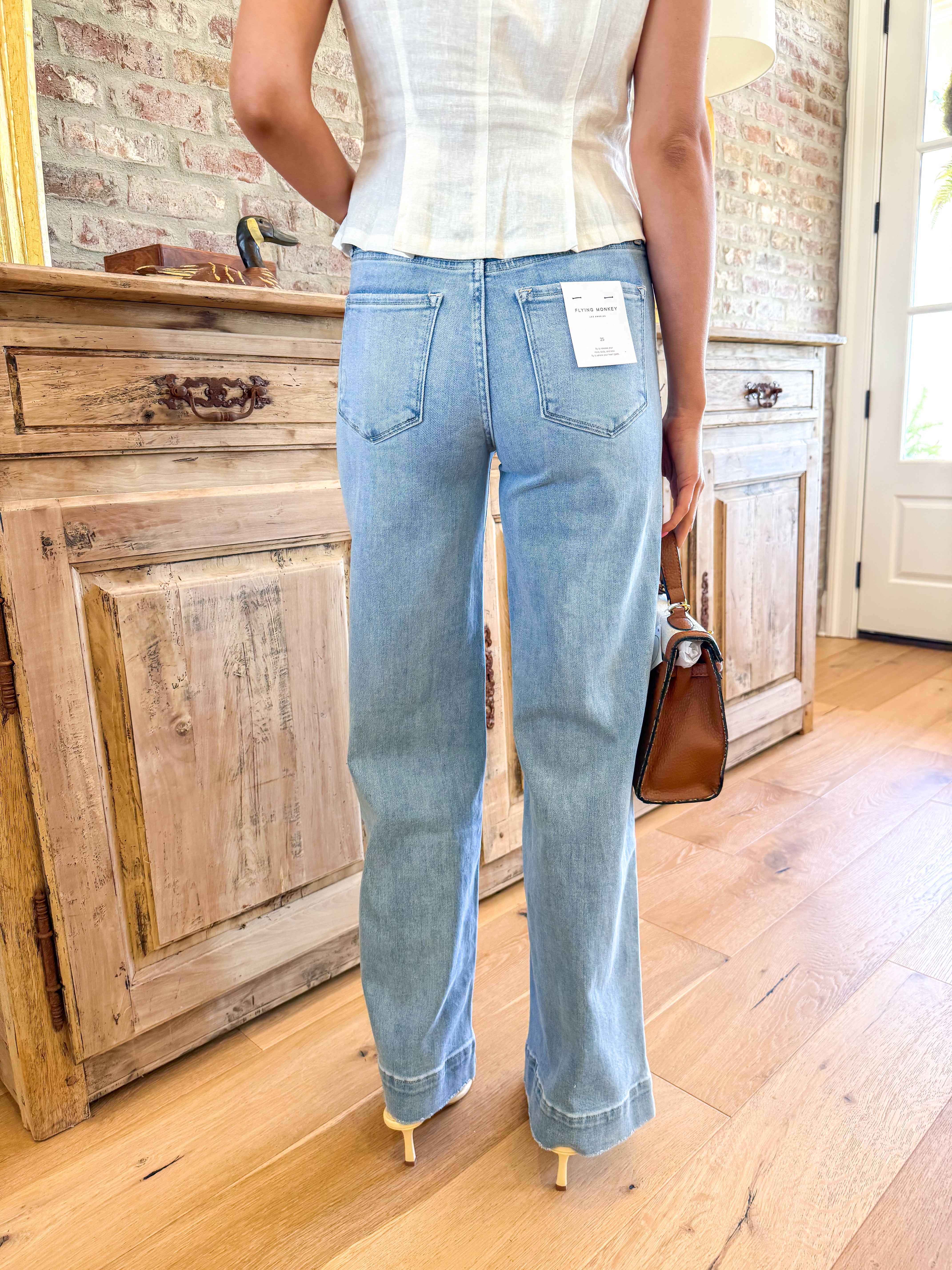 Southern Belle Wide Leg Jeans - Light Wash