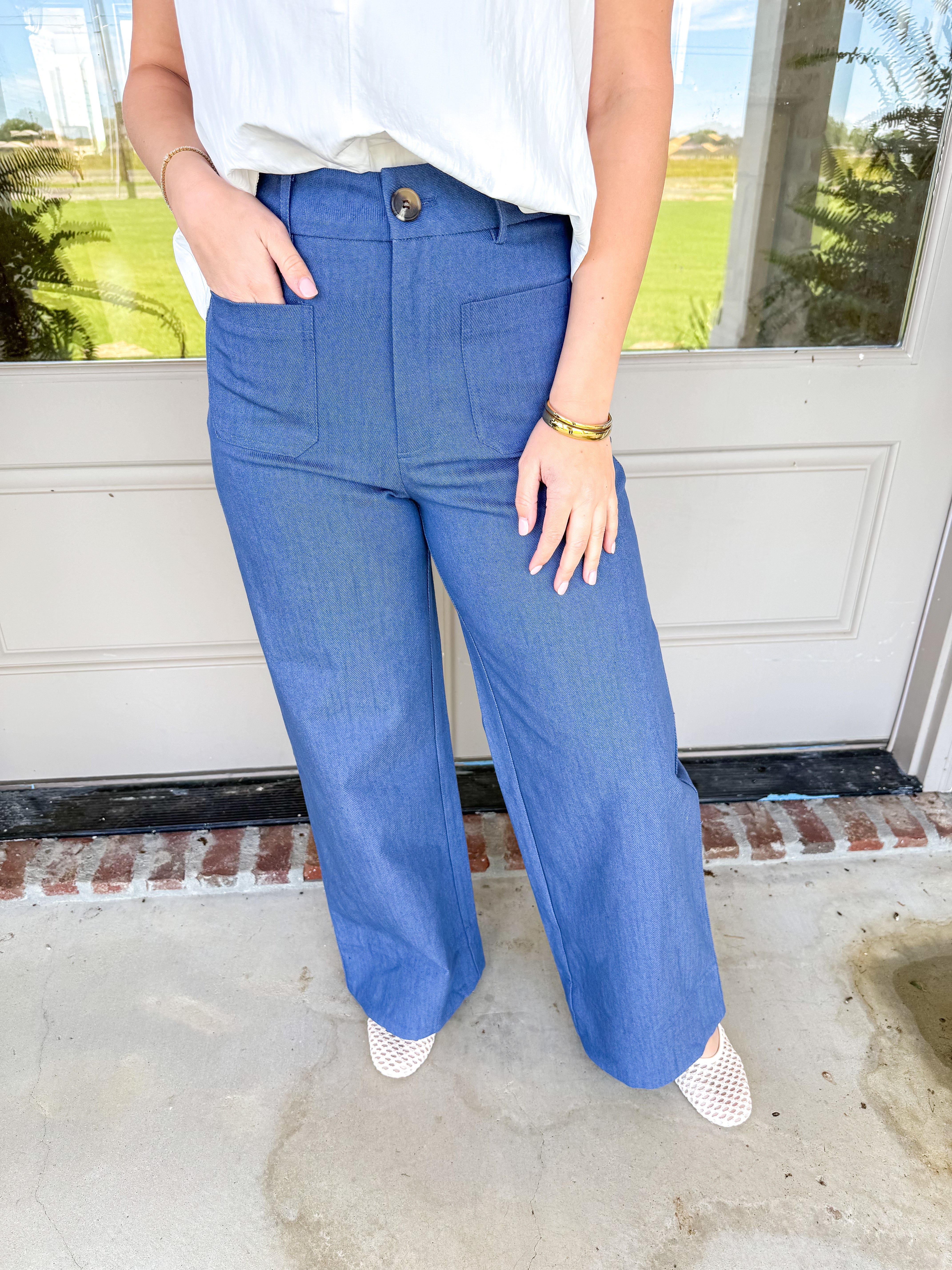 Pocket Parade Wide Leg Jeans