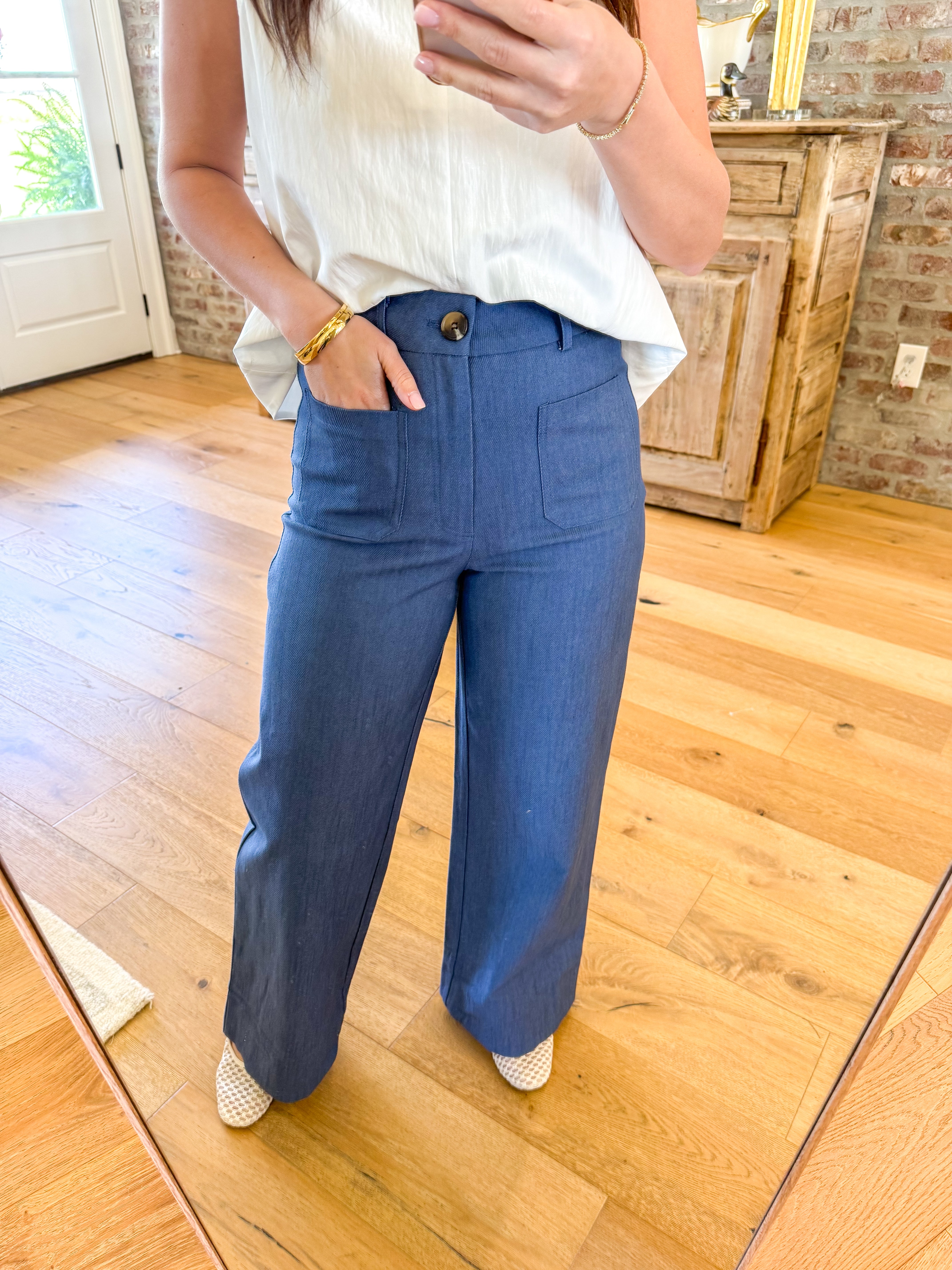 Pocket Parade Wide Leg Jeans