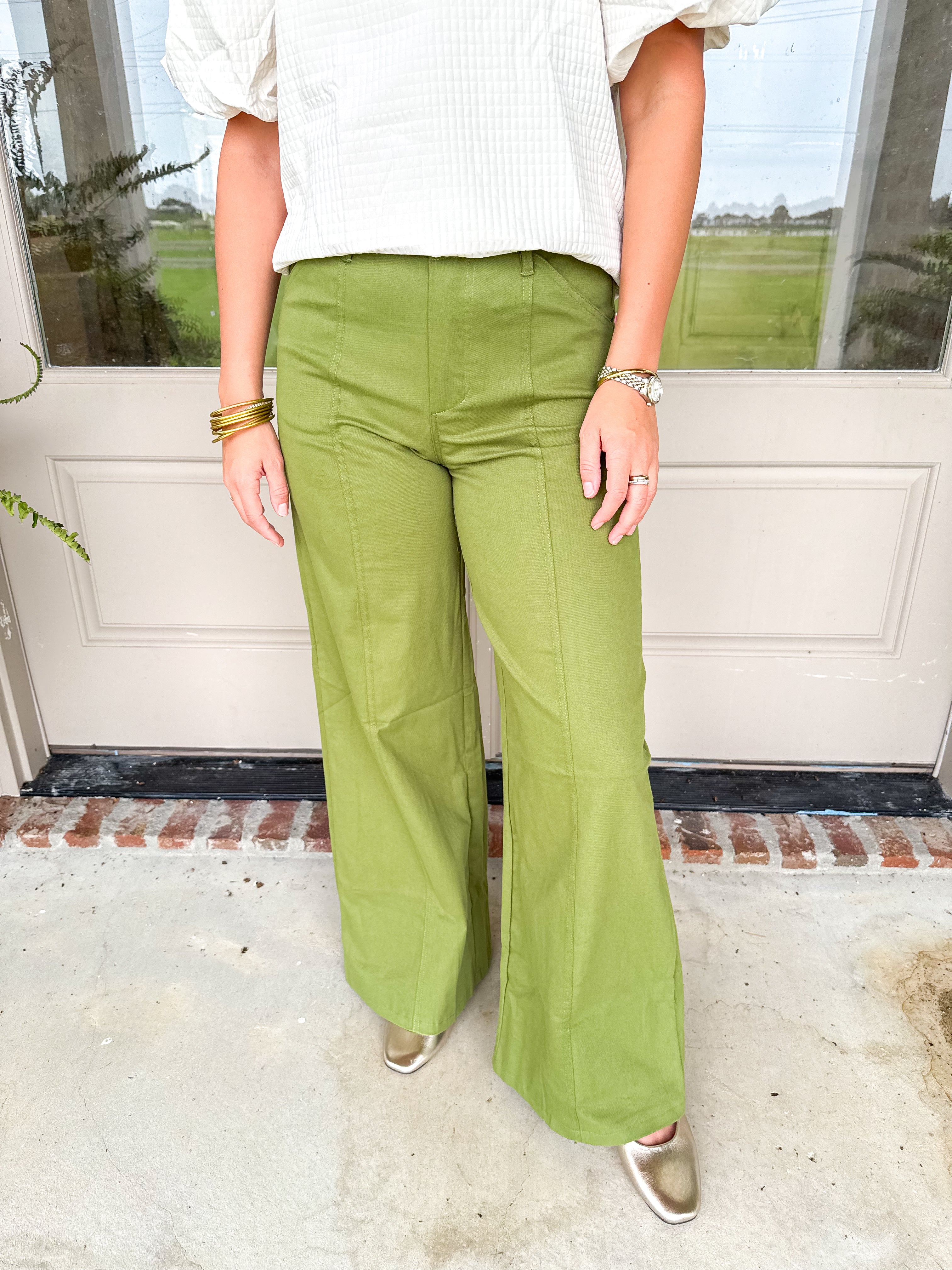 The High-Rise Wide Leg Trouser Olive
