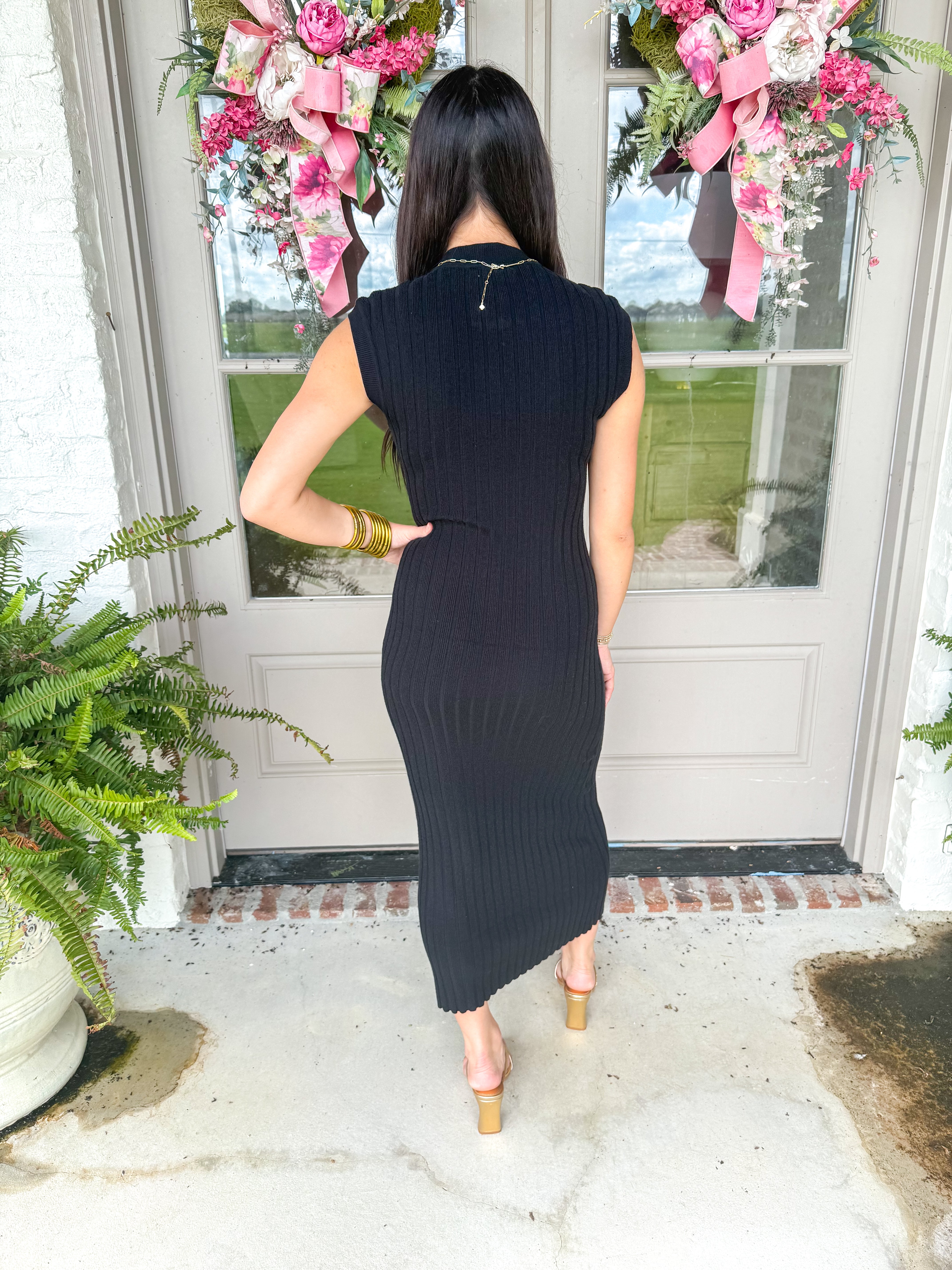 The Mona Mockneck Maxi Black