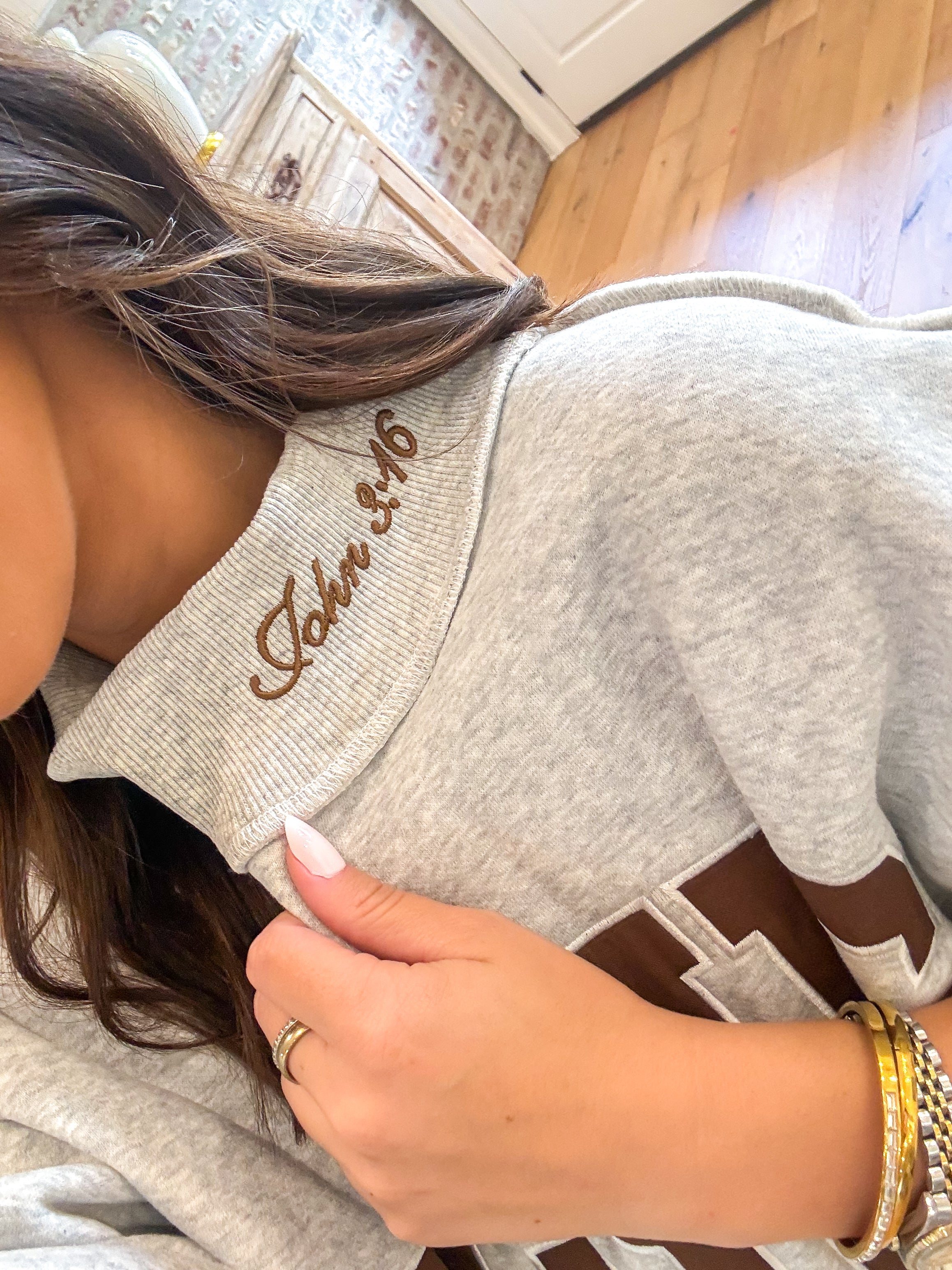 Jesus John 3:16 Sweatshirt