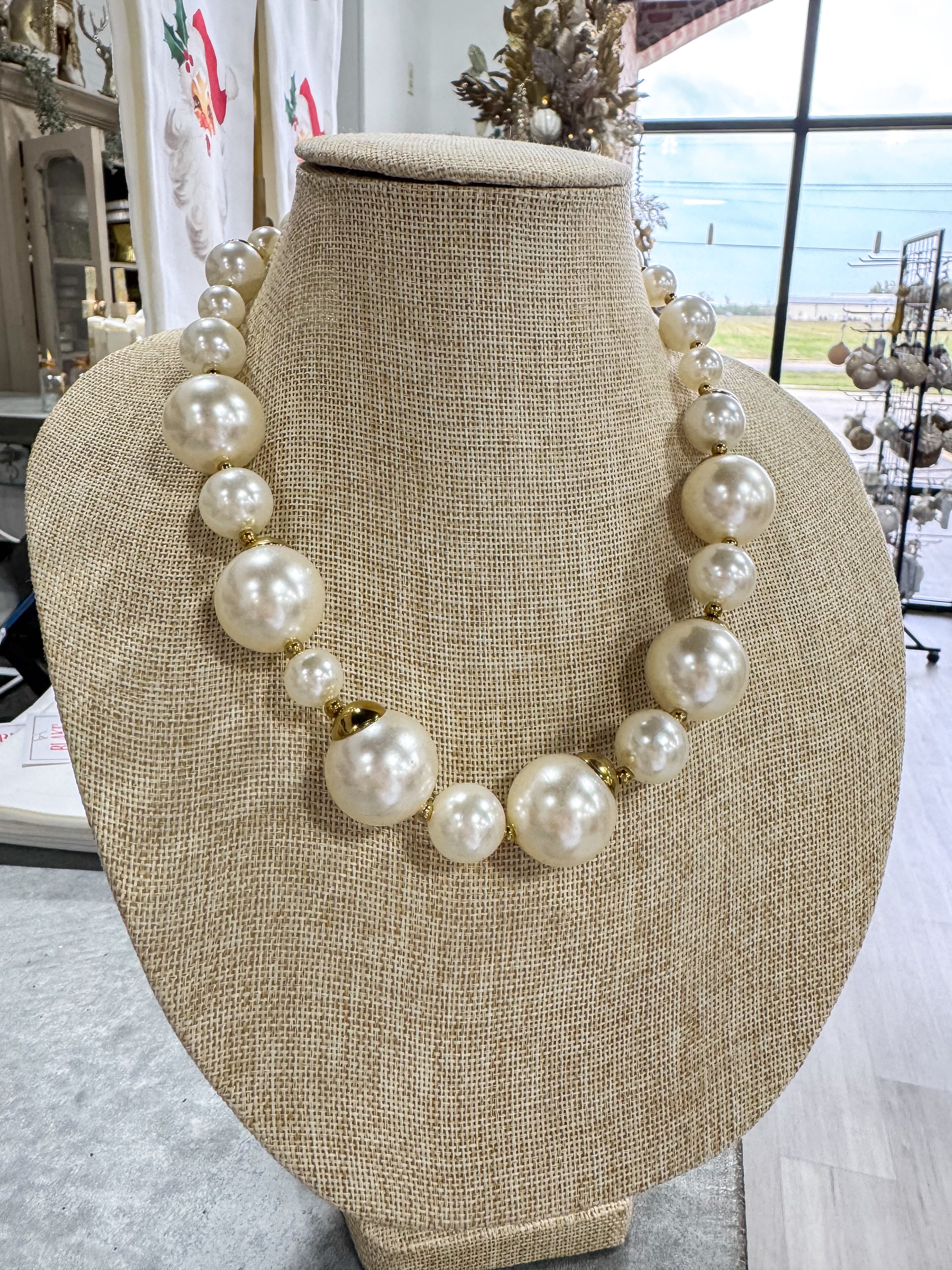Mixed Pearl Necklace