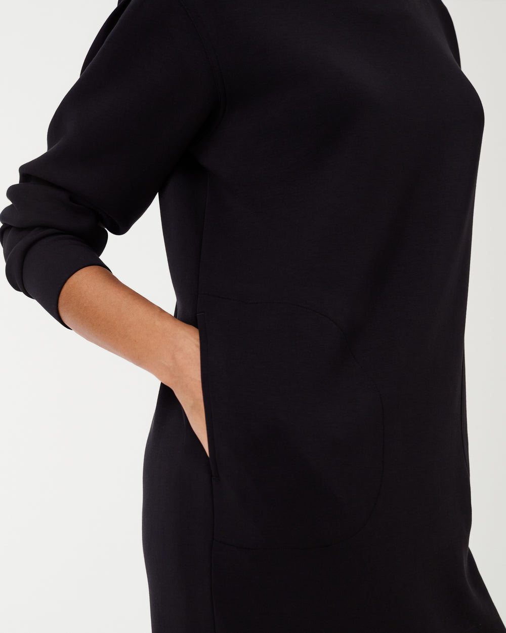 Air Essentials Crew Neck Dress Very Black