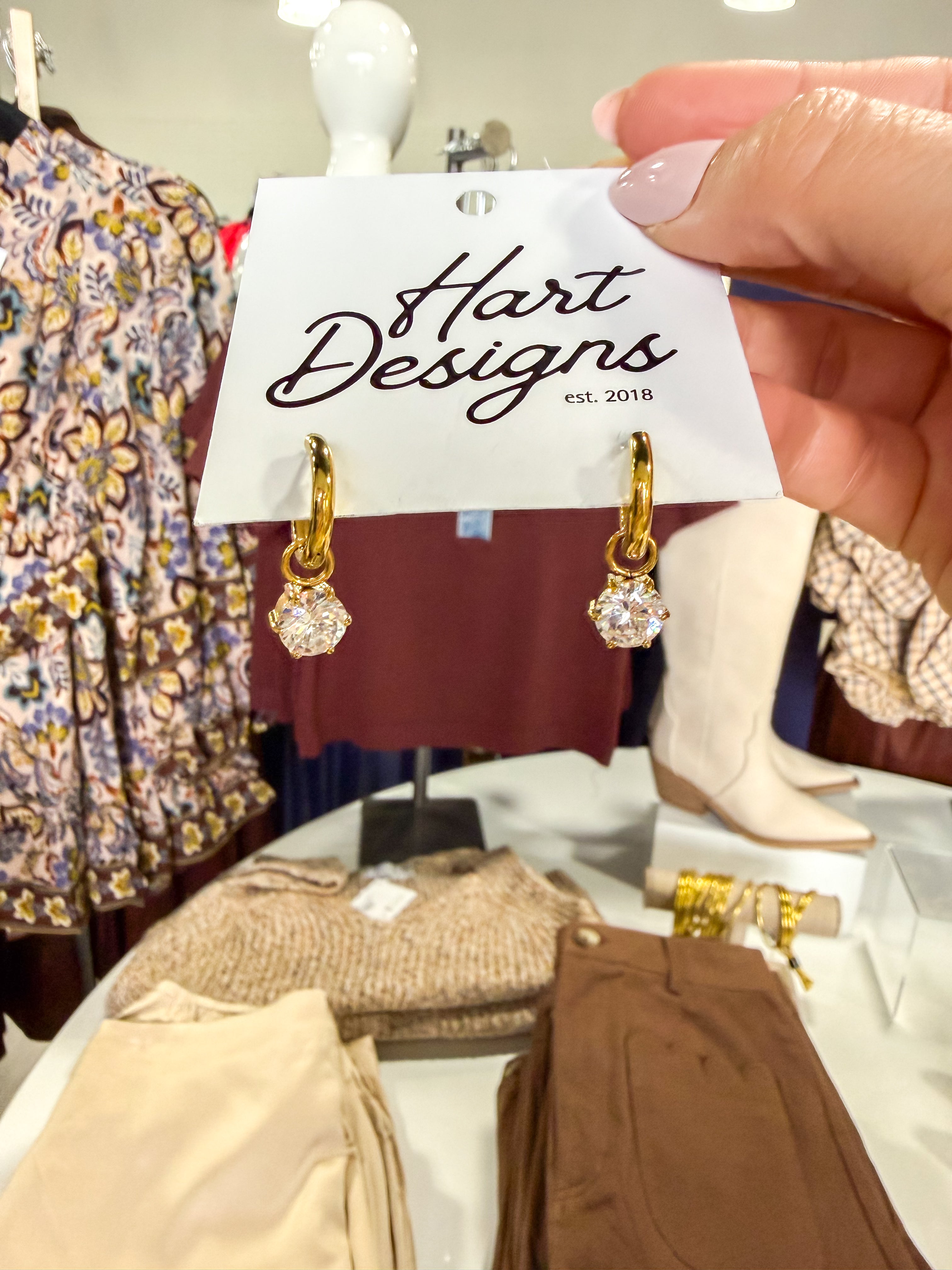 Round Drop Gold Huggies