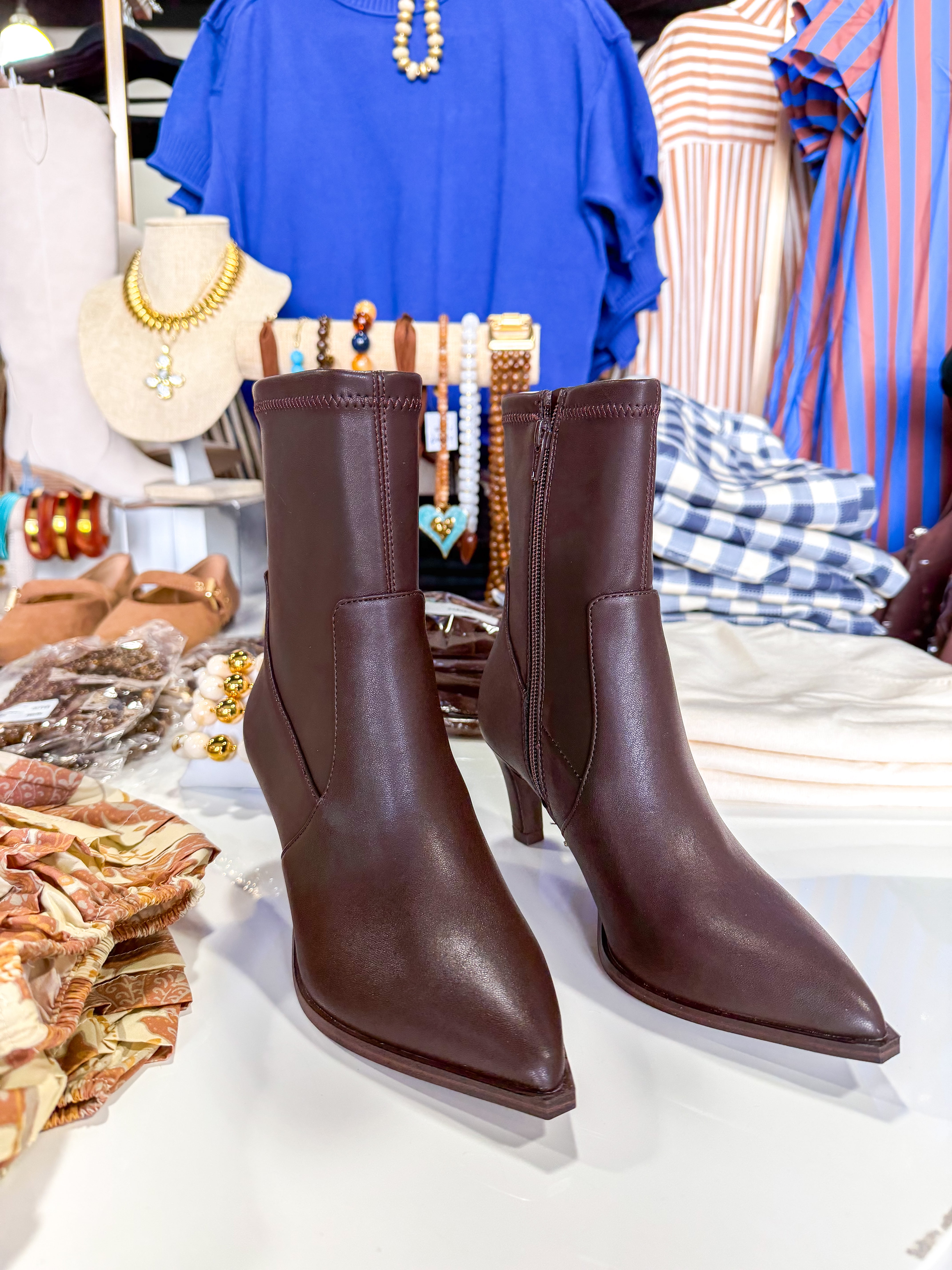Hearda Black Boots
