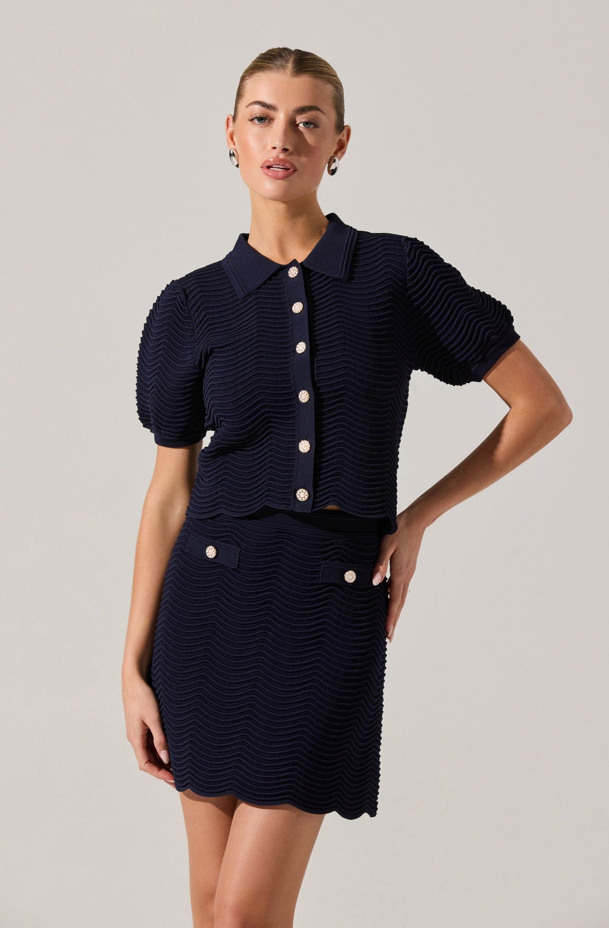 Perrine Scalloped Short Sleeve Cardigan Nacy