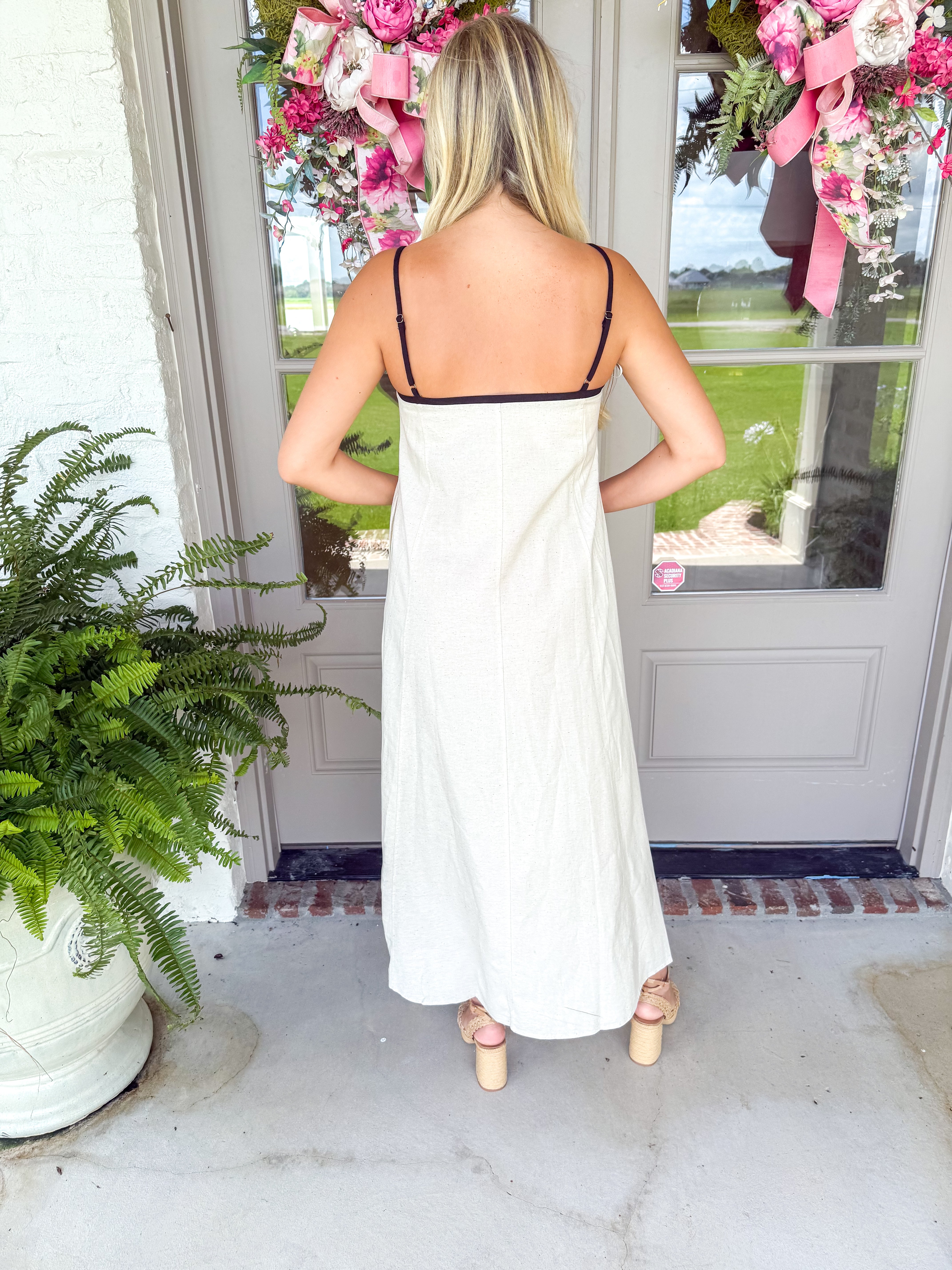Oatmeal Noir Linen Maxi Dress