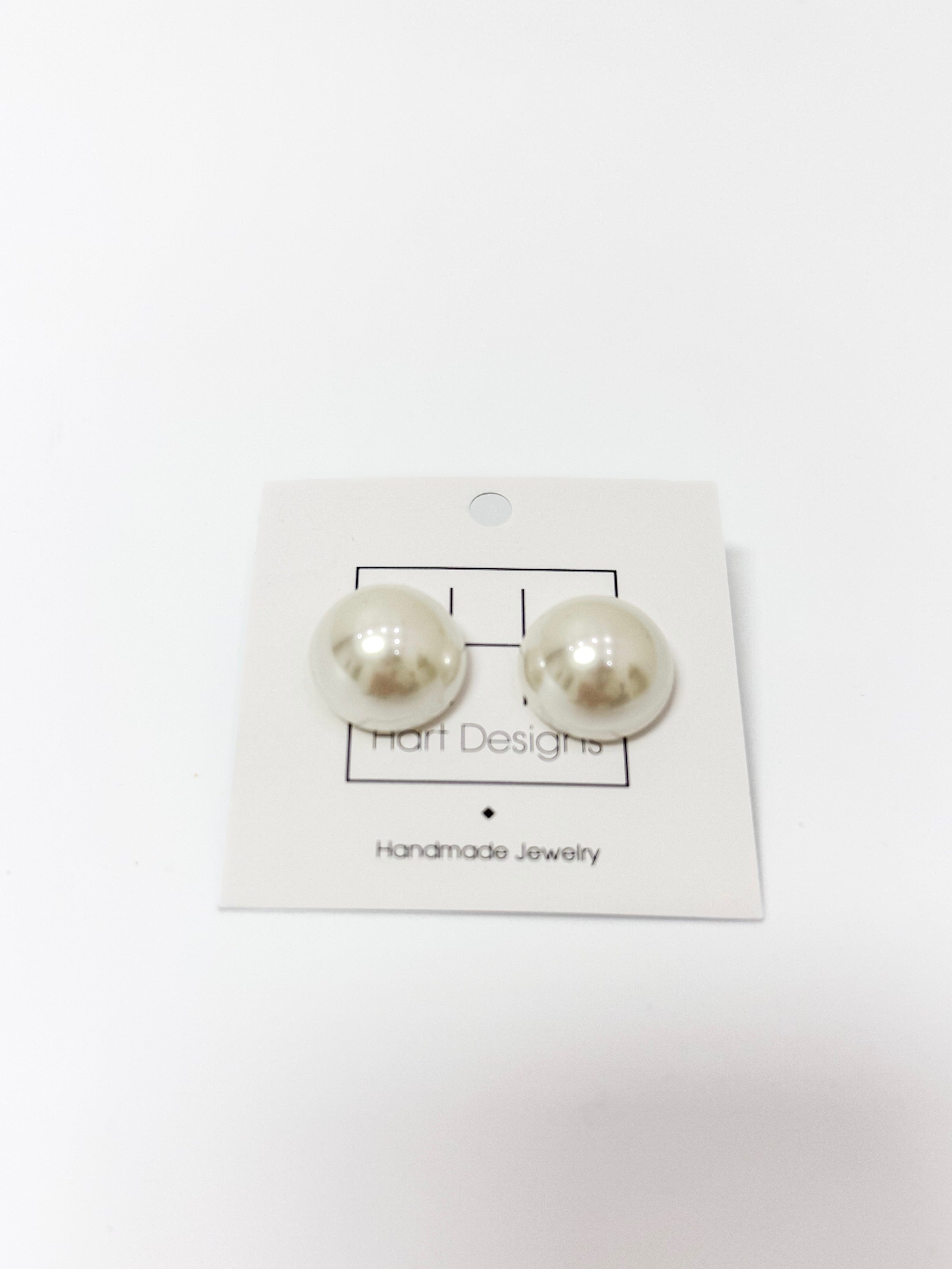 Pearl Studs