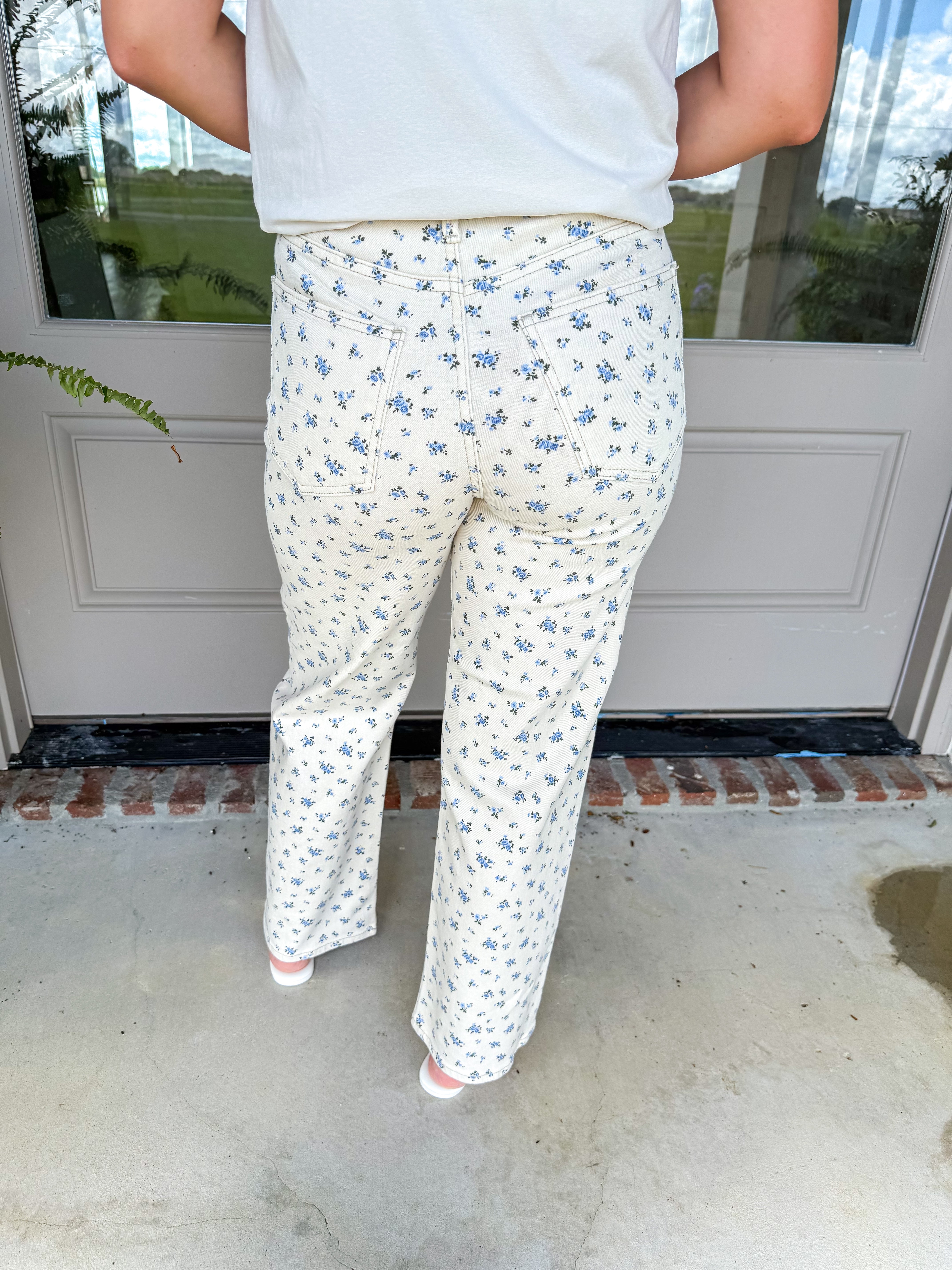 Flower Print High-Rise Vintage Straight Jeans