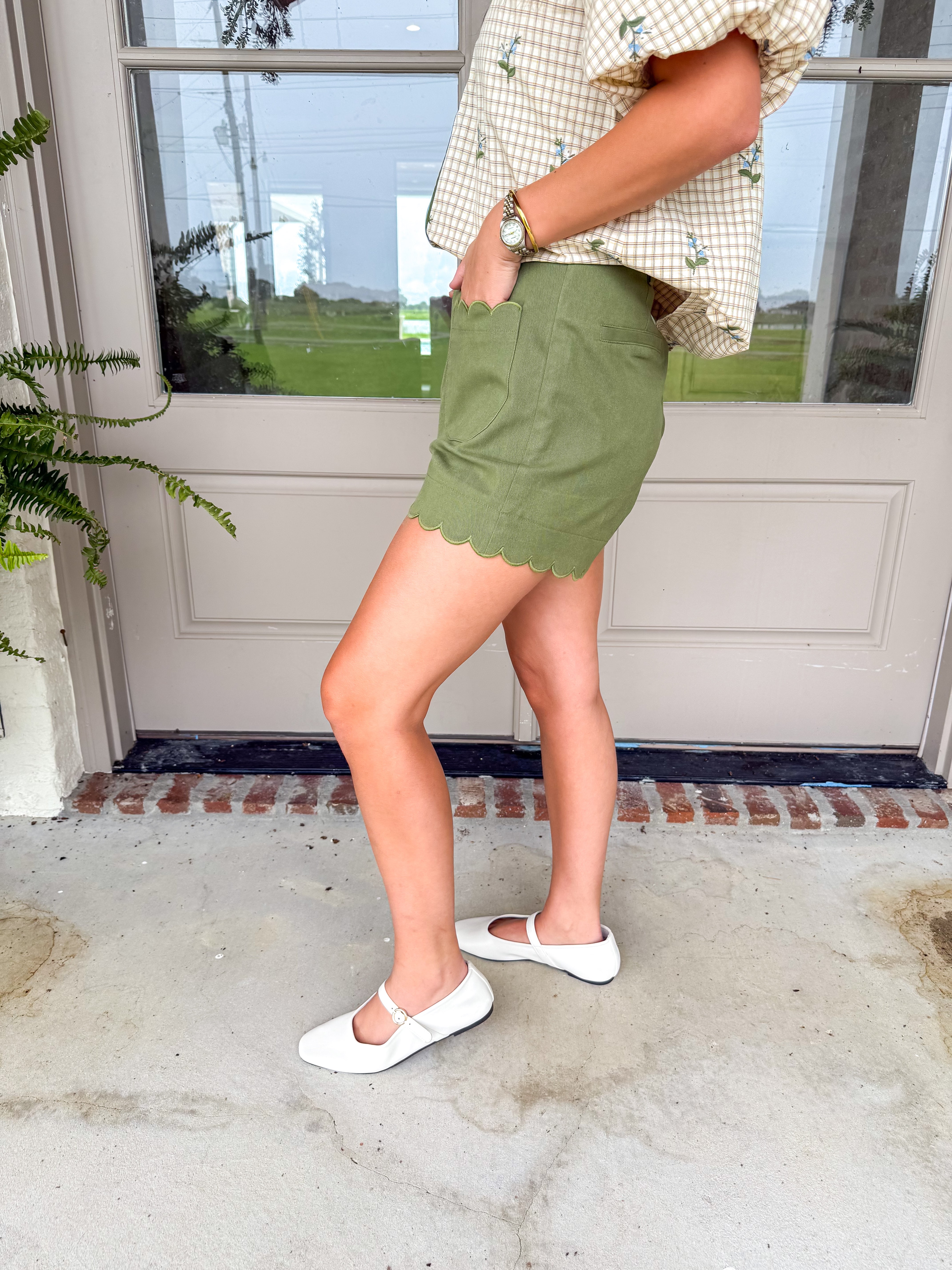 Olive Scallop Patch Pocket Shorts