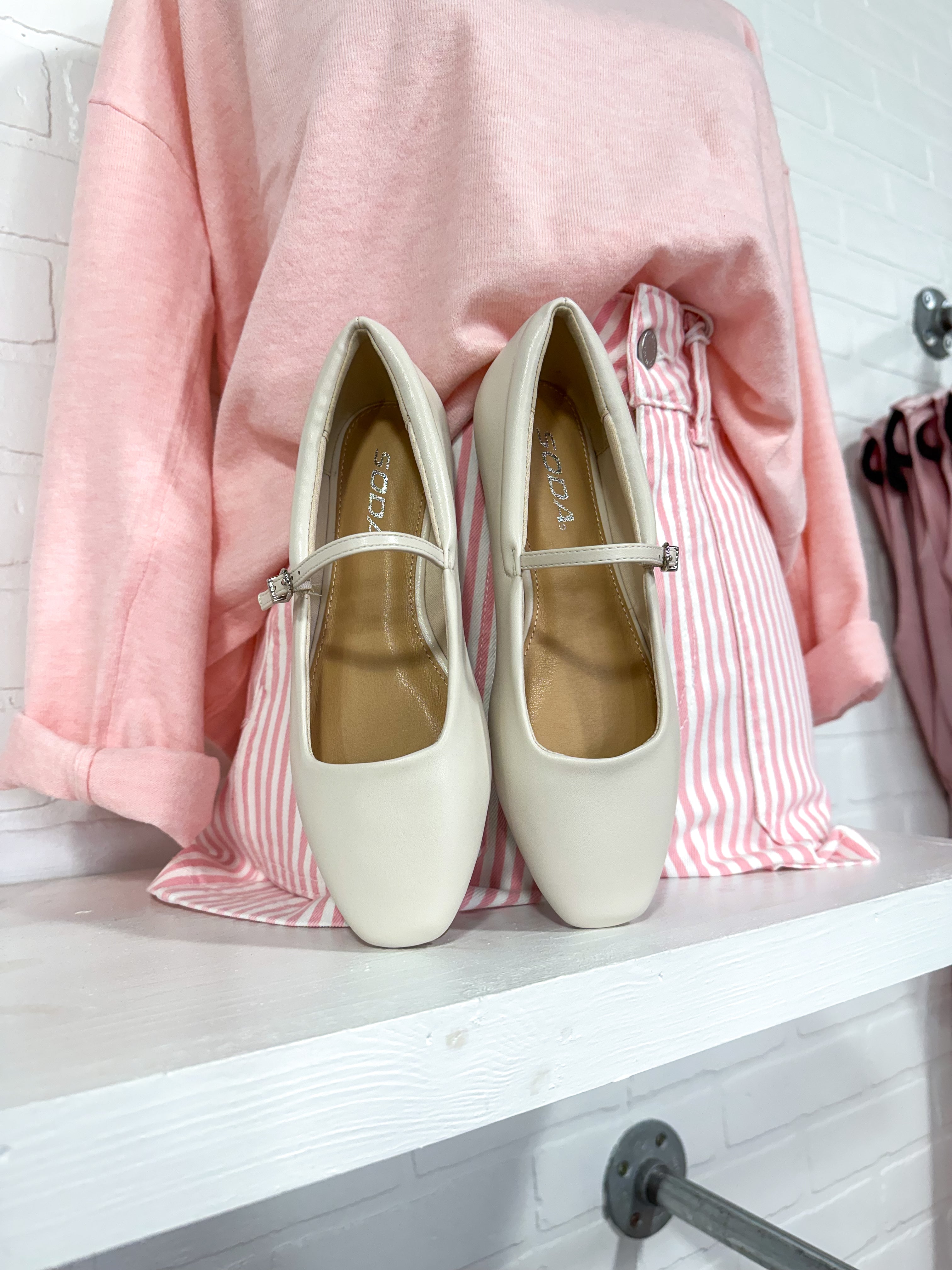 Kiana Bone Ballet Flat