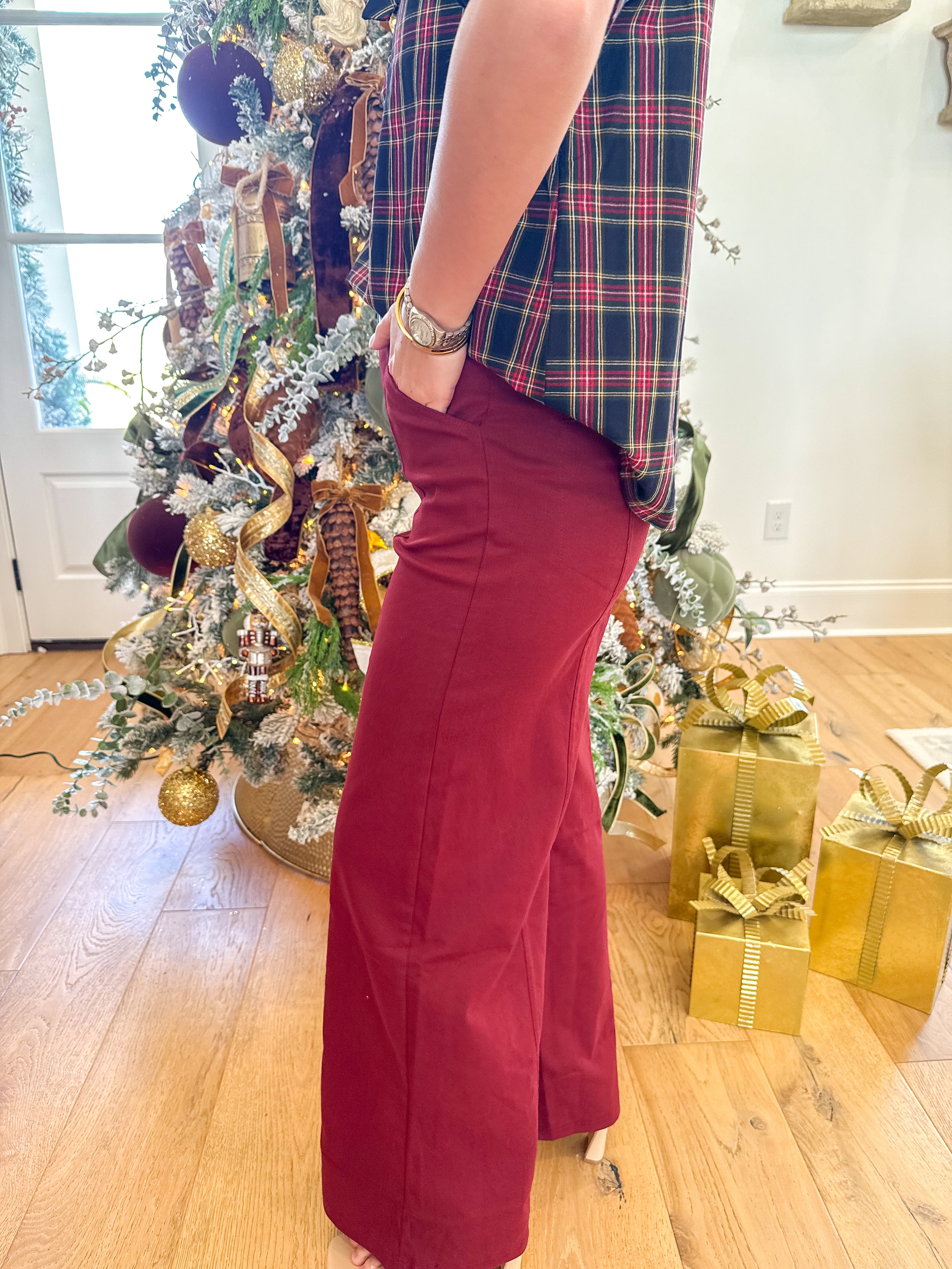 The High-Rise Wide Leg Trouser Burgundy