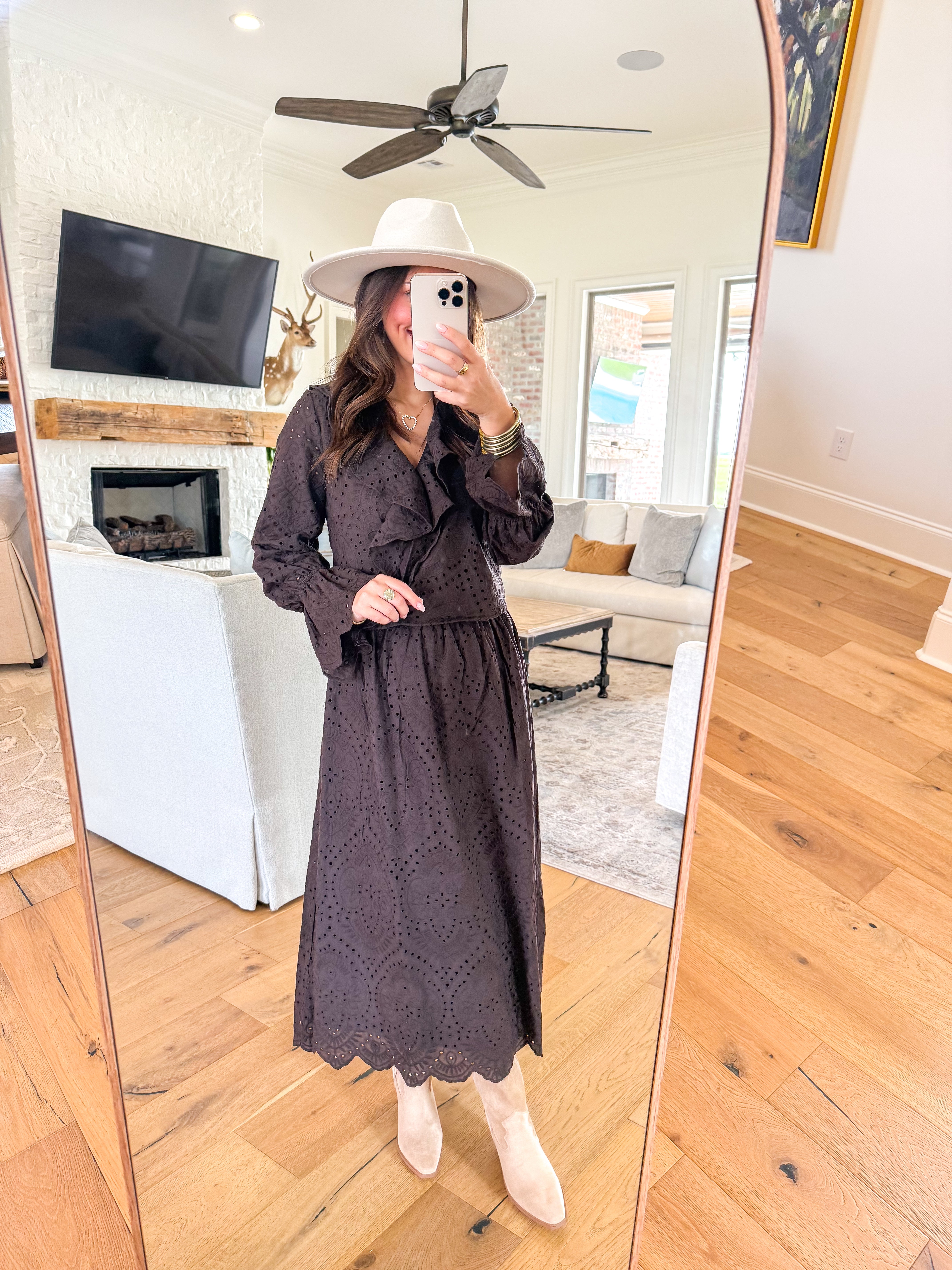 Double Vision Chocolate Eyelet Set