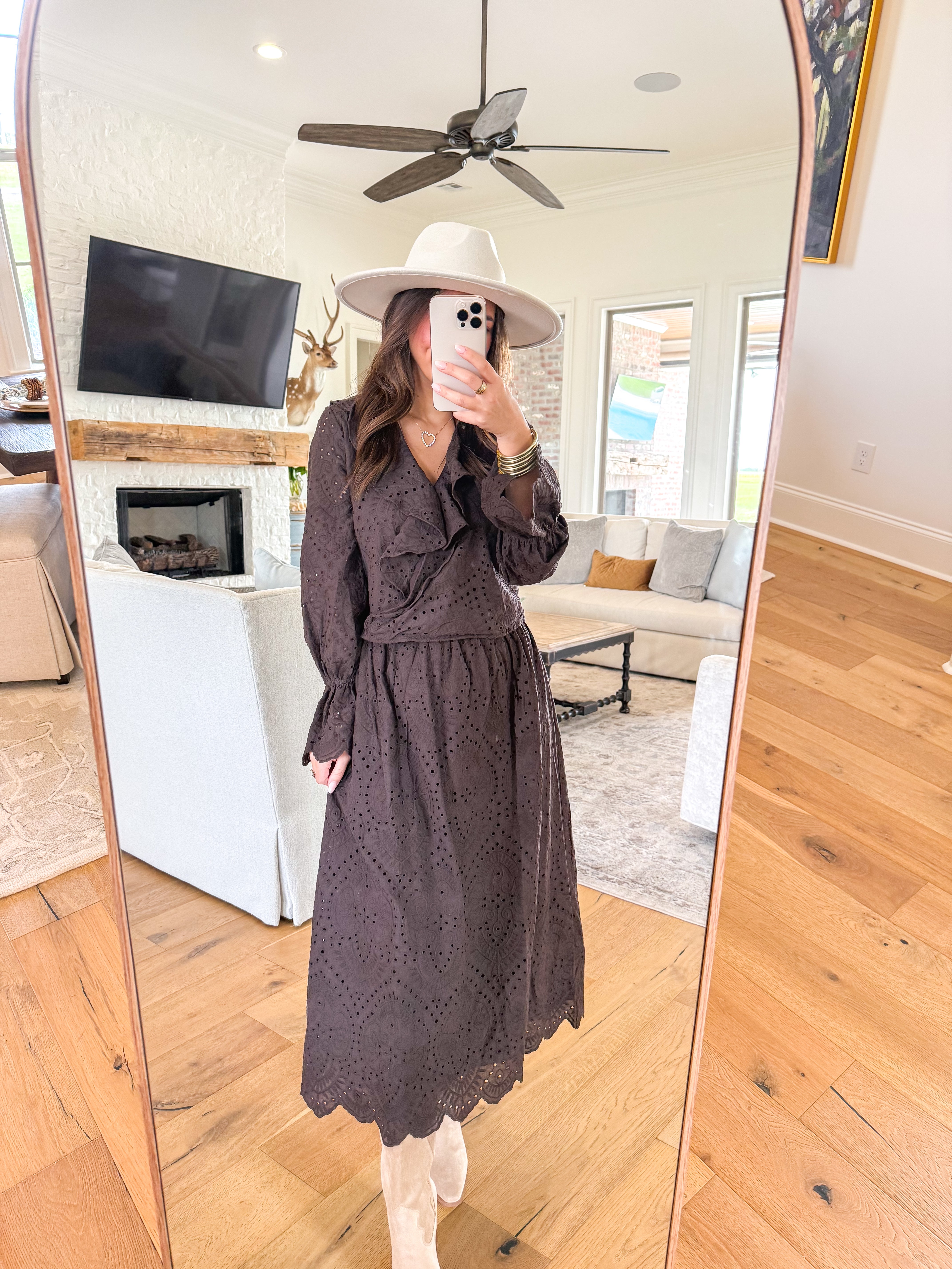 Double Vision Chocolate Eyelet Set