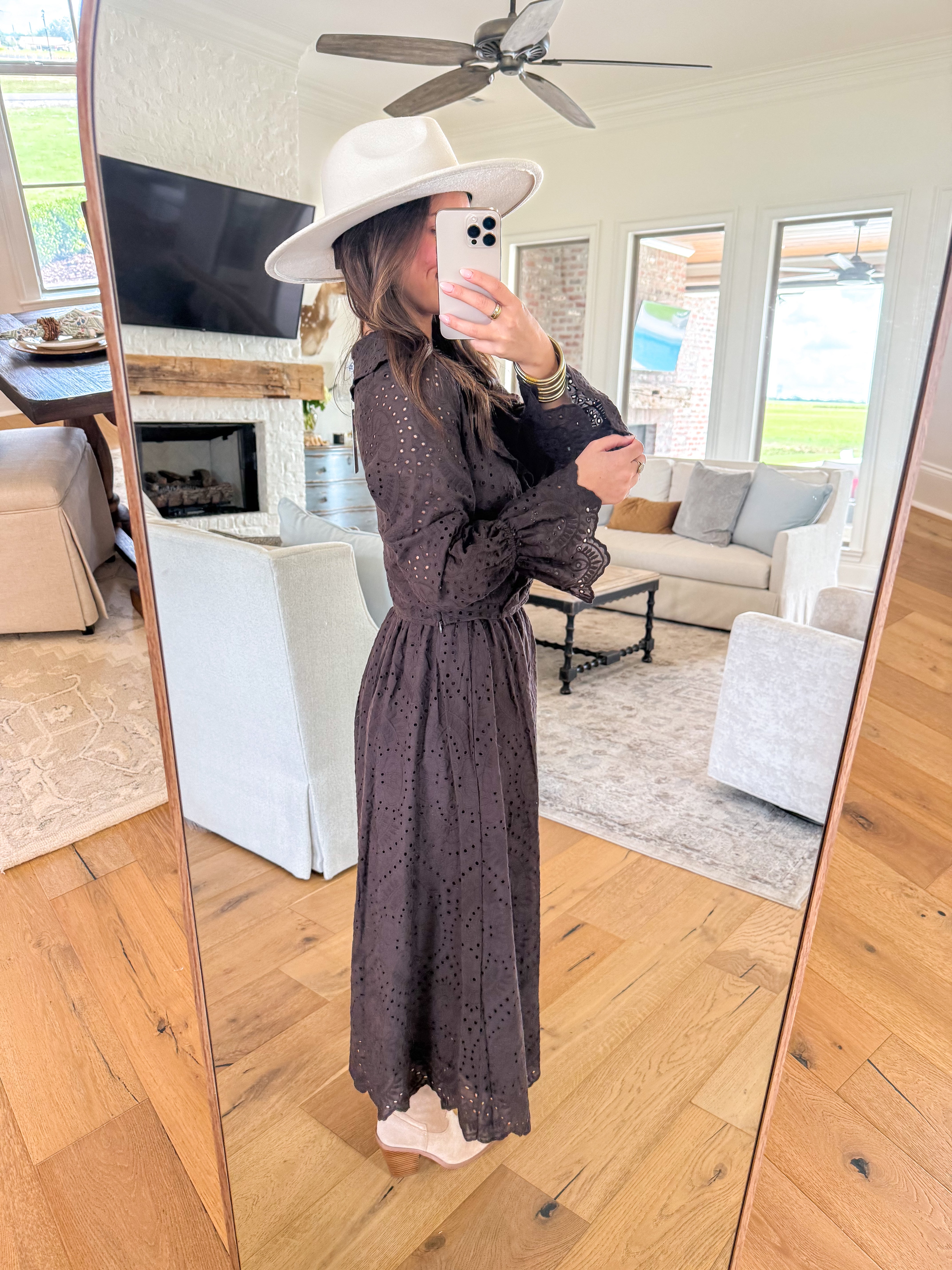 Double Vision Chocolate Eyelet Set