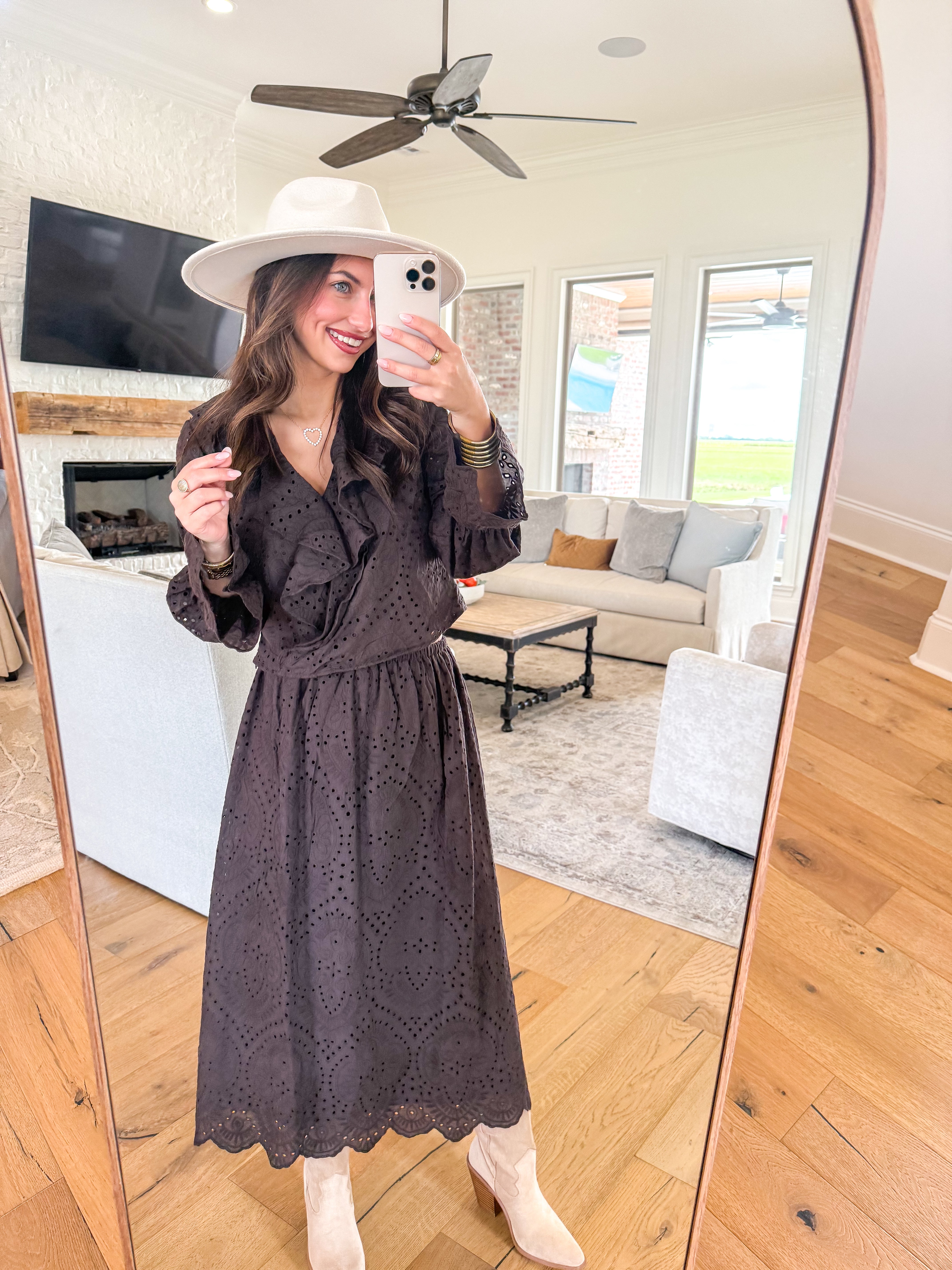 Double Vision Chocolate Eyelet Set