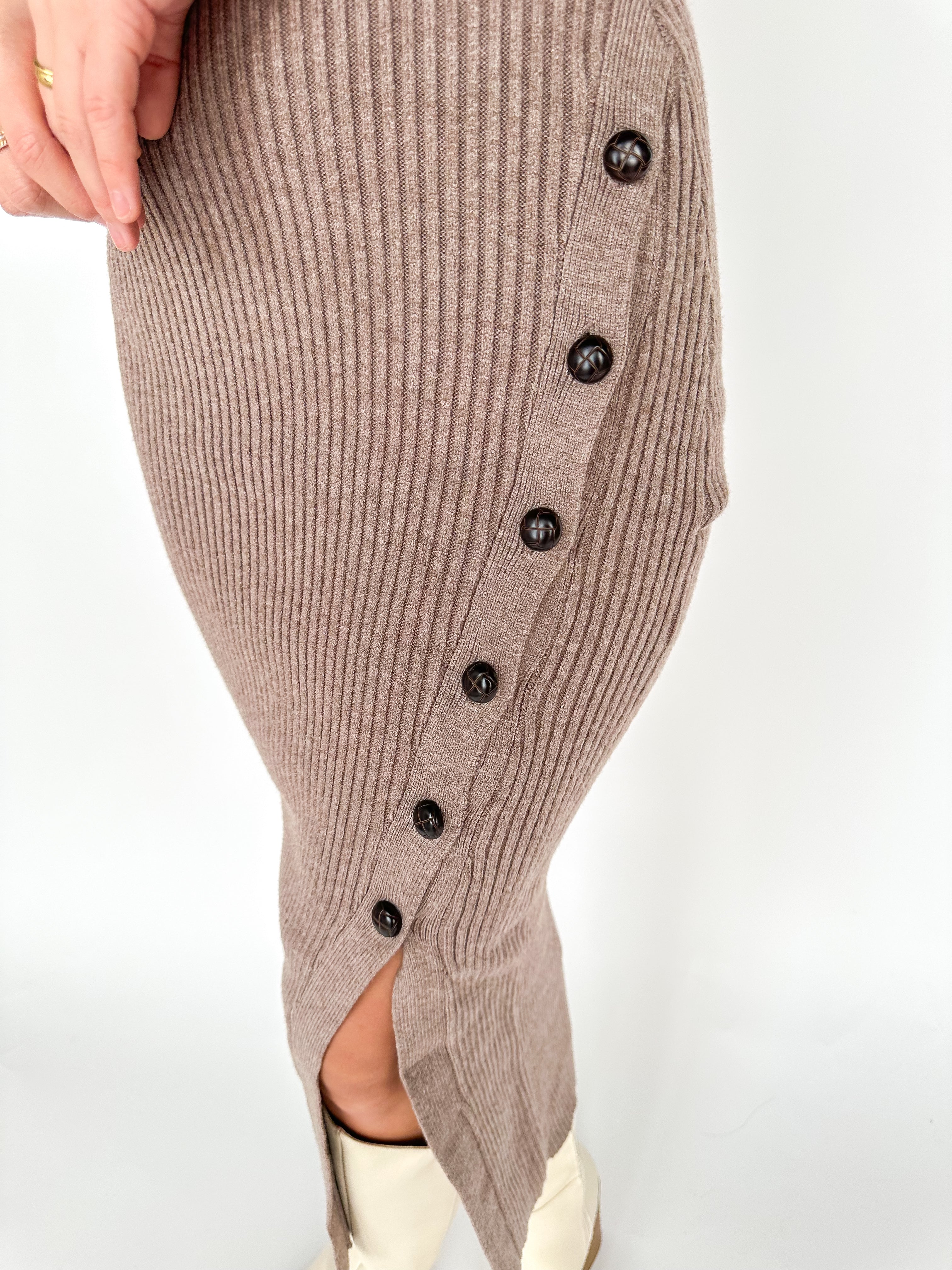 Soryn Sweater Midi Dress