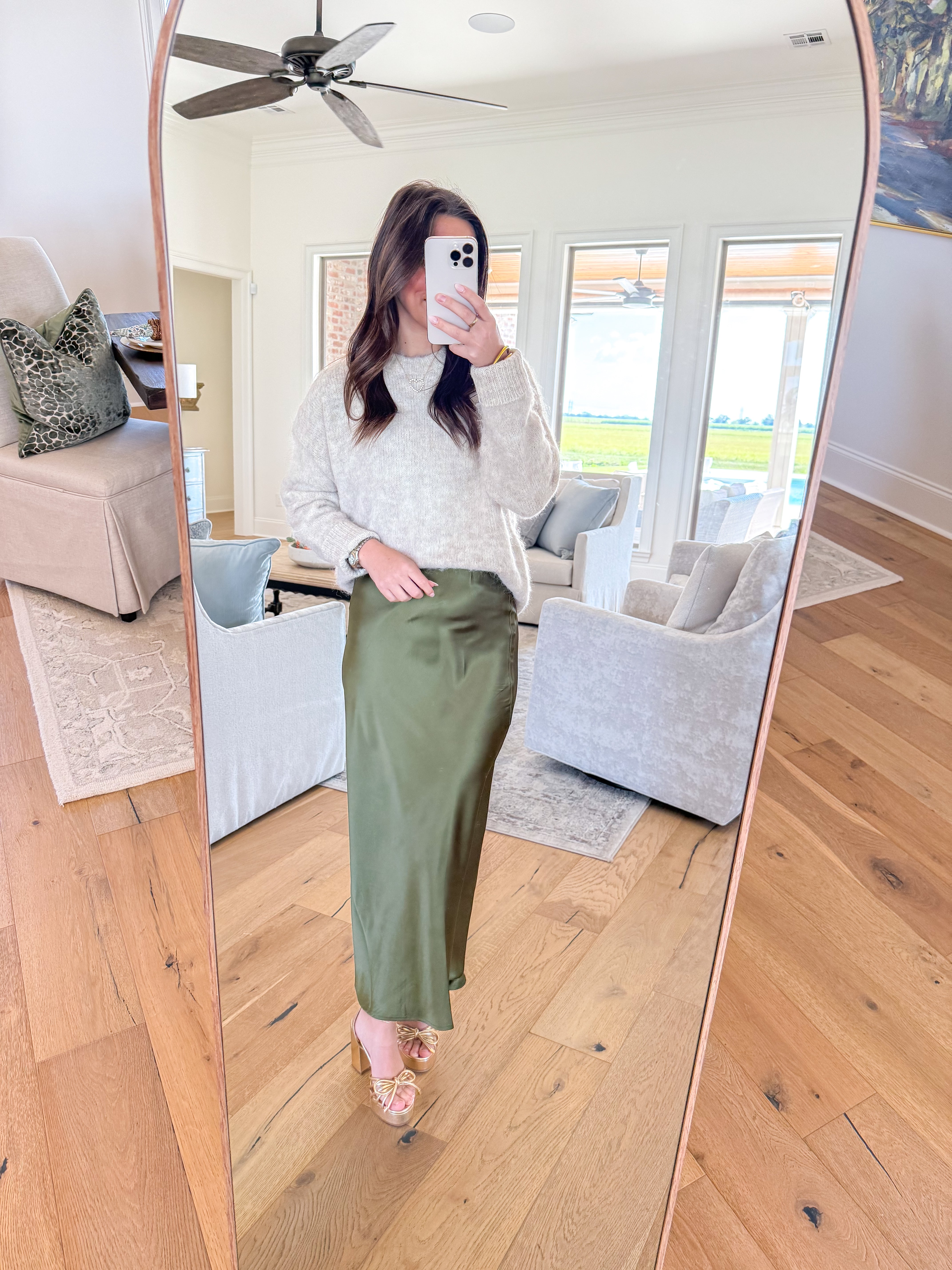 Selbie Cream Sweater