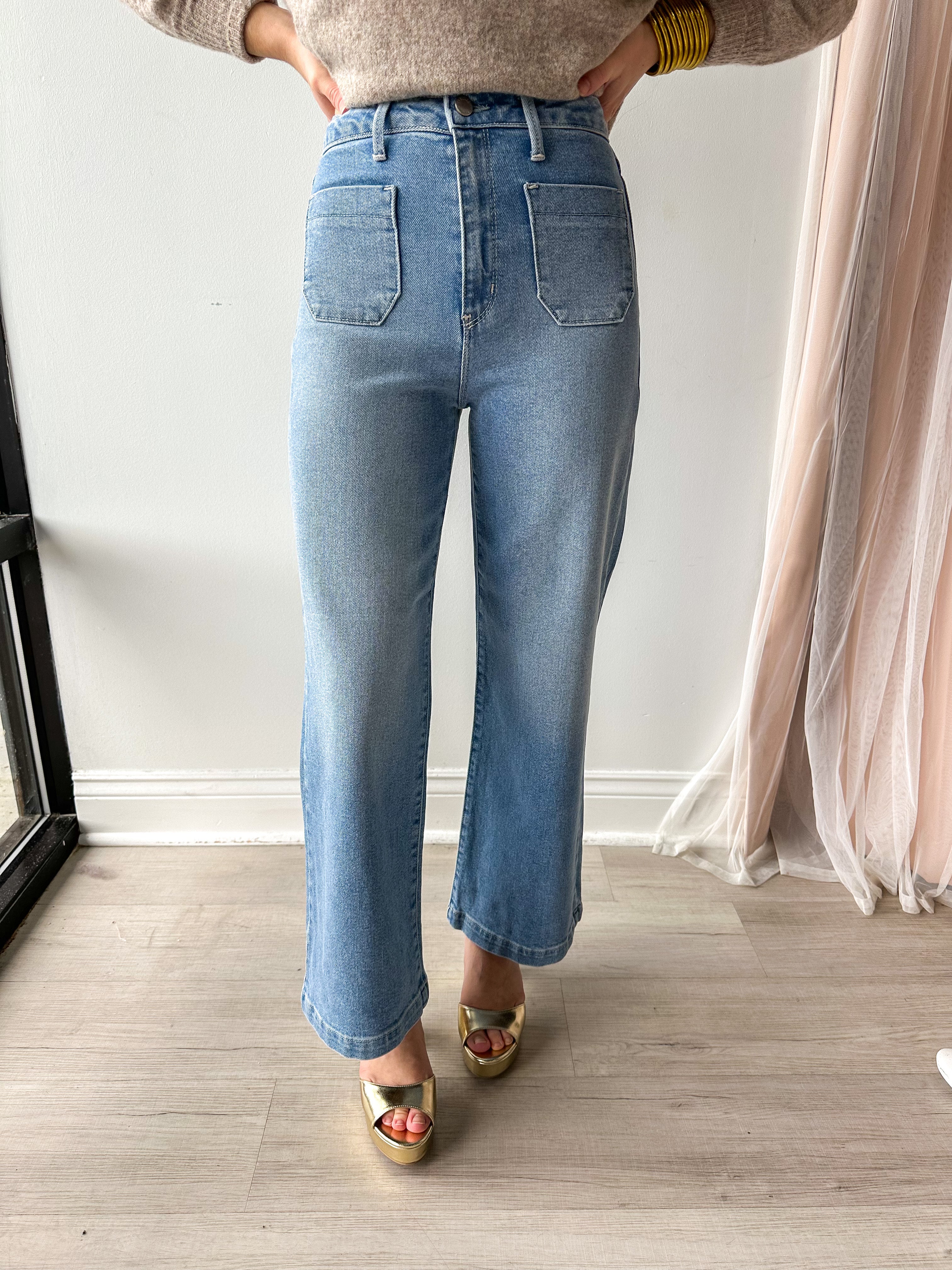 Patch Pocket Wide Leg Light Denim