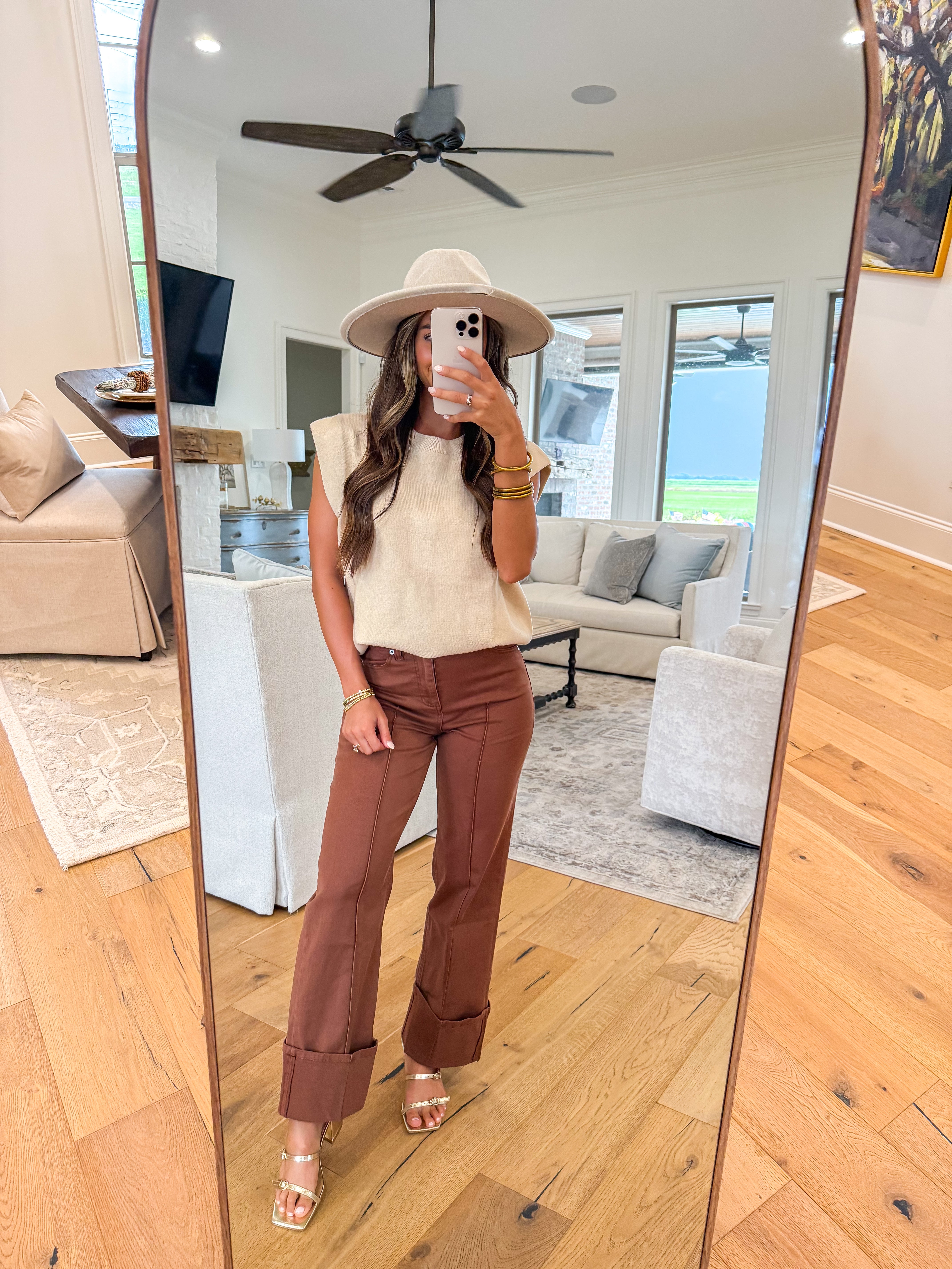 Holly Straight Leg Jeans Cappuccino