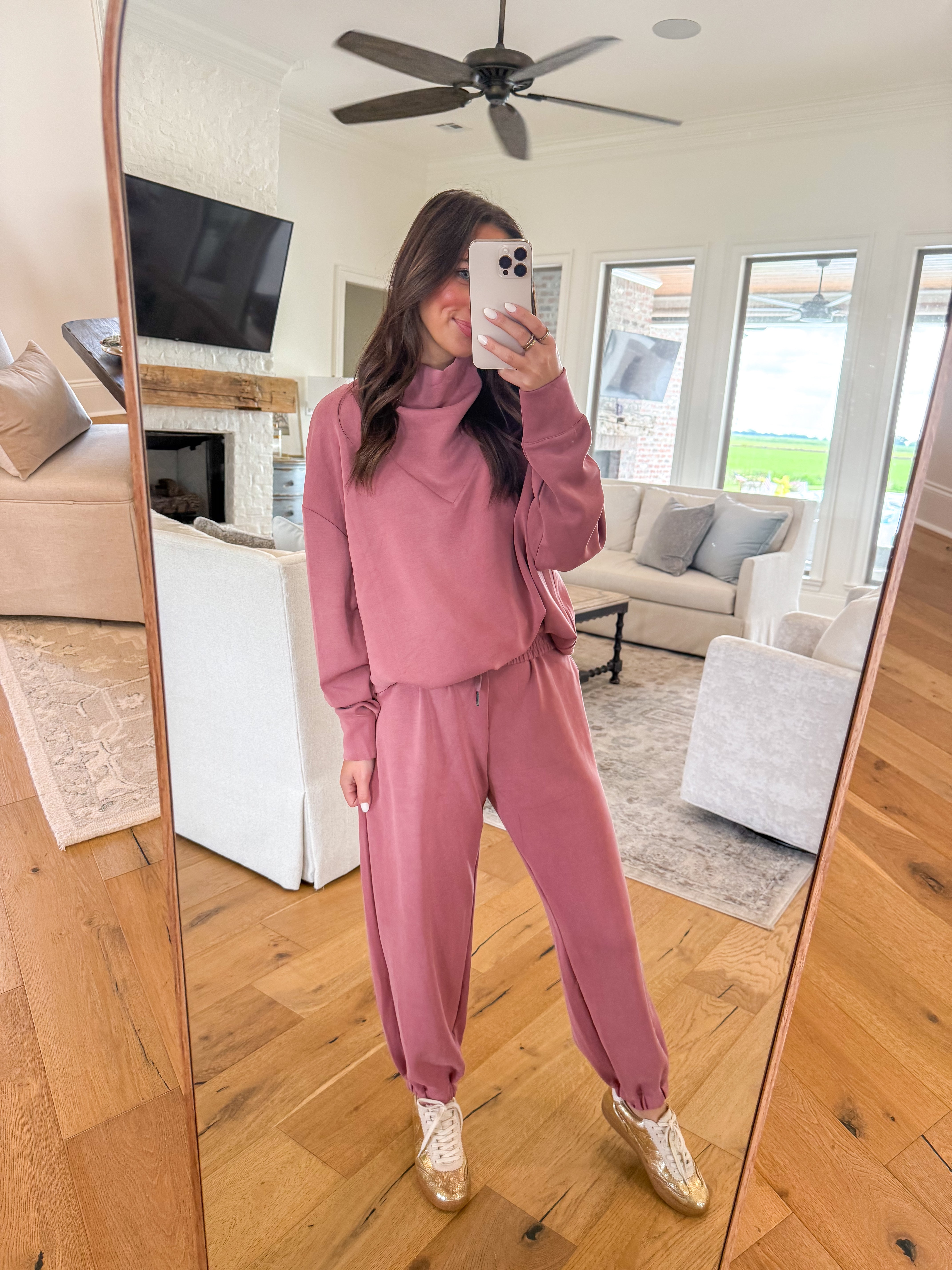 Cozy Cove Rose Lounge Set