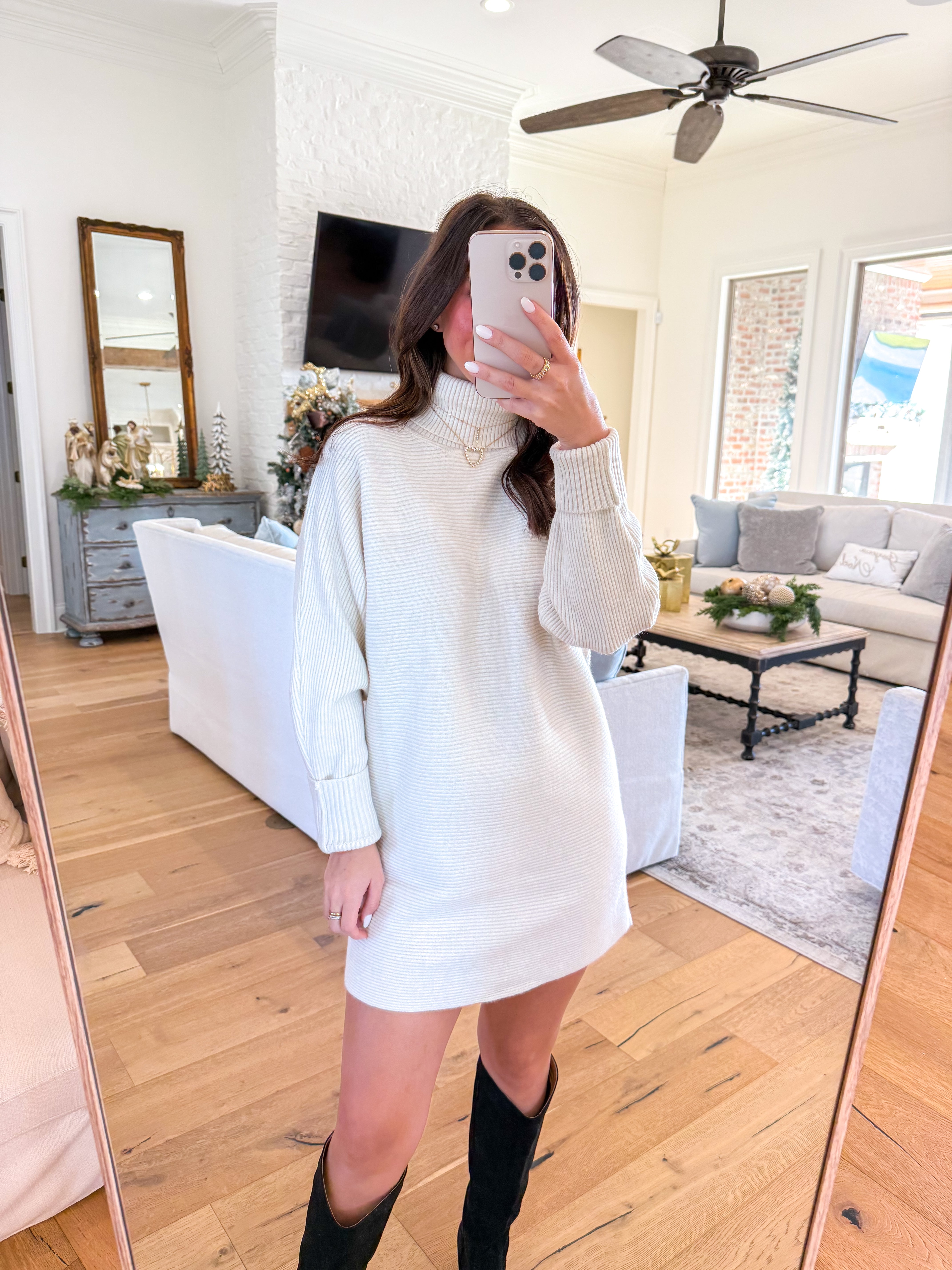Anya Turtleneck Cream Sweater Mini