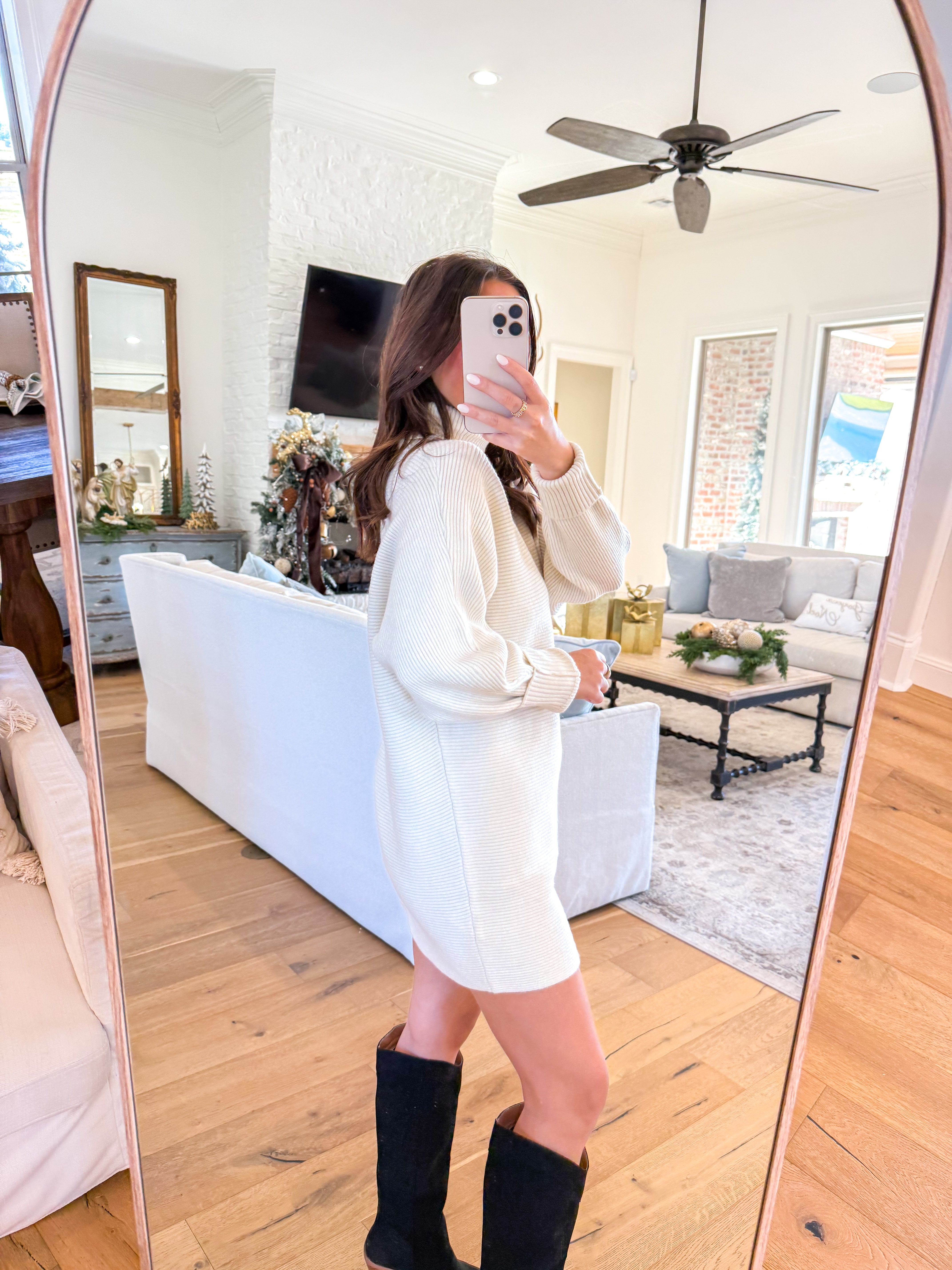 Anya Turtleneck Cream Sweater Mini