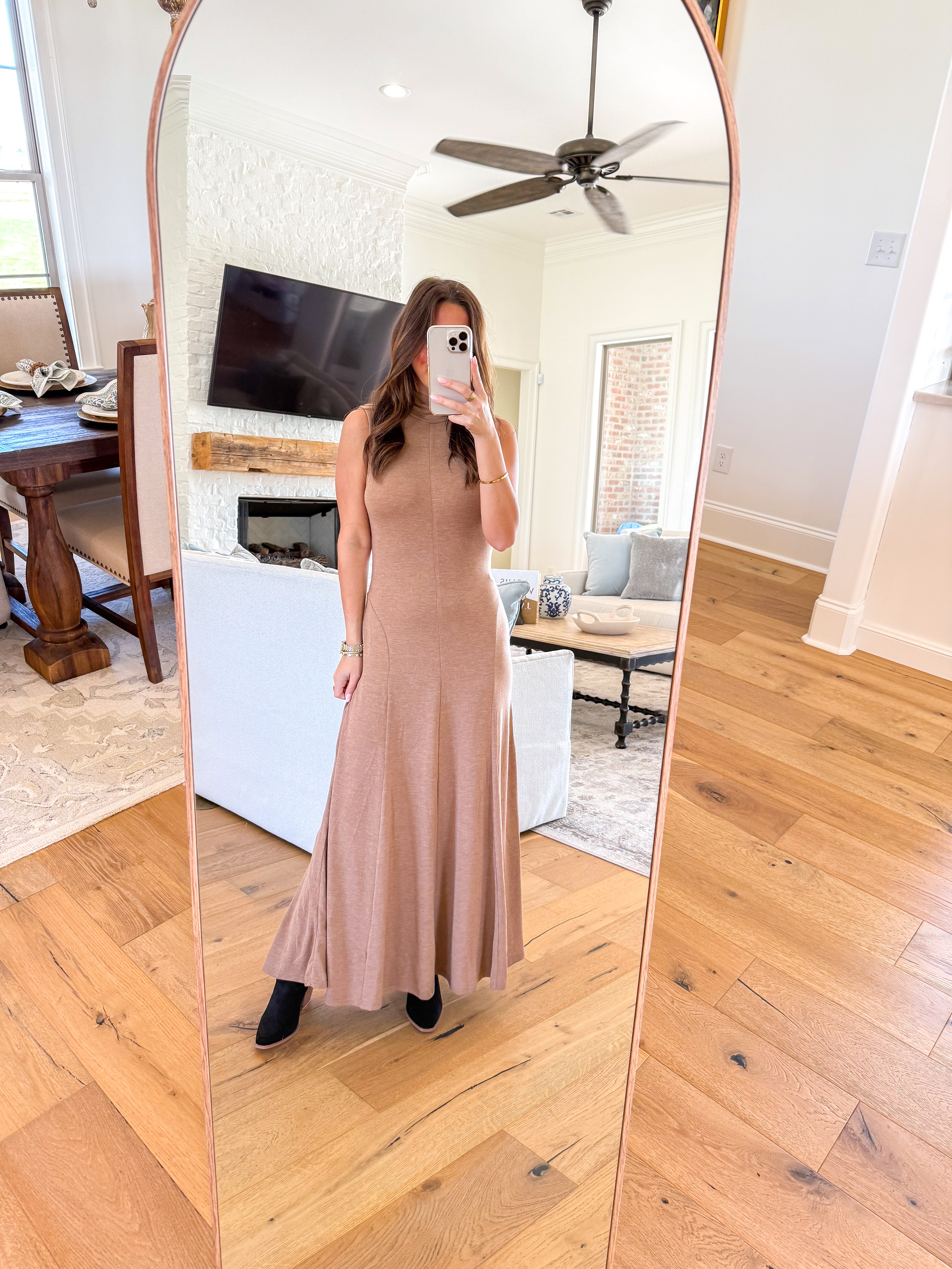 Haylie Sleeveless Turtleneck Sweater Dress Khaki