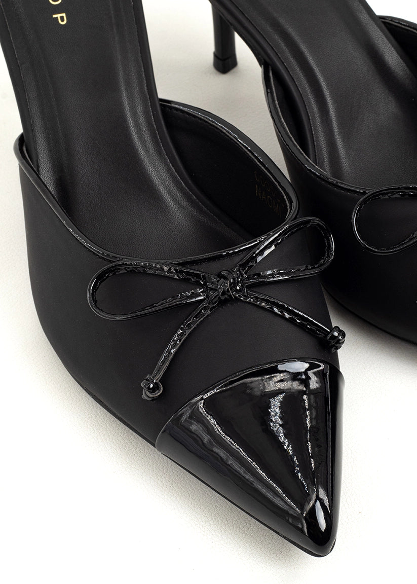 Naomi Black Heel