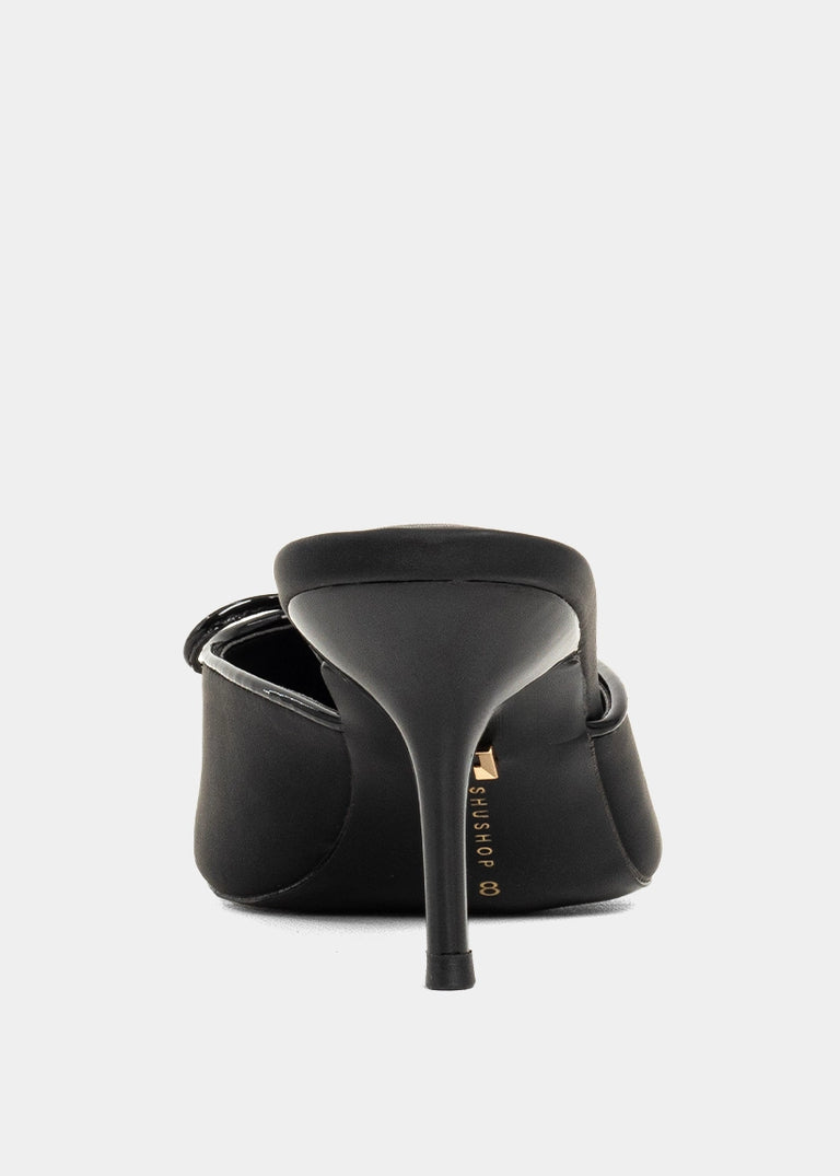 Naomi Black Heel