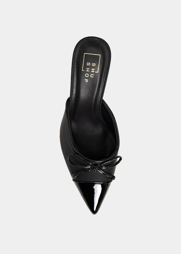 Naomi Black Heel